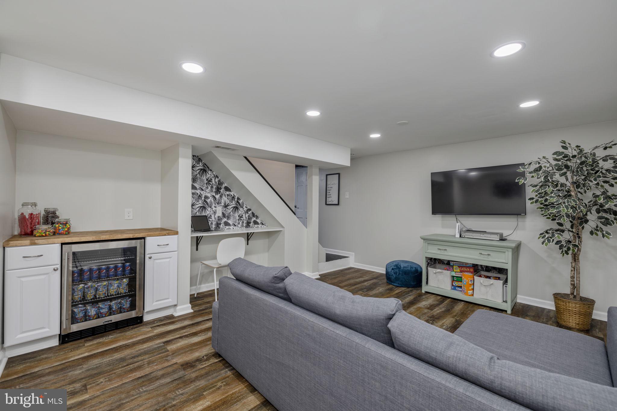 ORANGE HUNT ESTATES - Residential