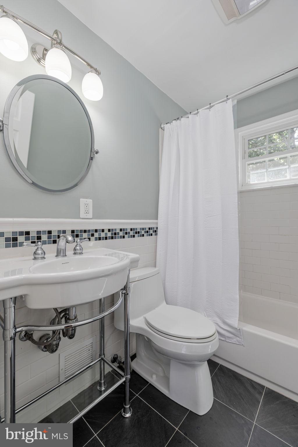 ORANGE HUNT ESTATES - Residential