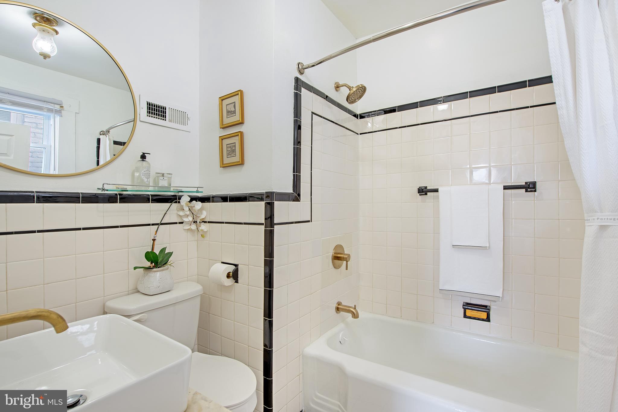 RESERVOIR HILL HISTORIC DISTRICT - Residential