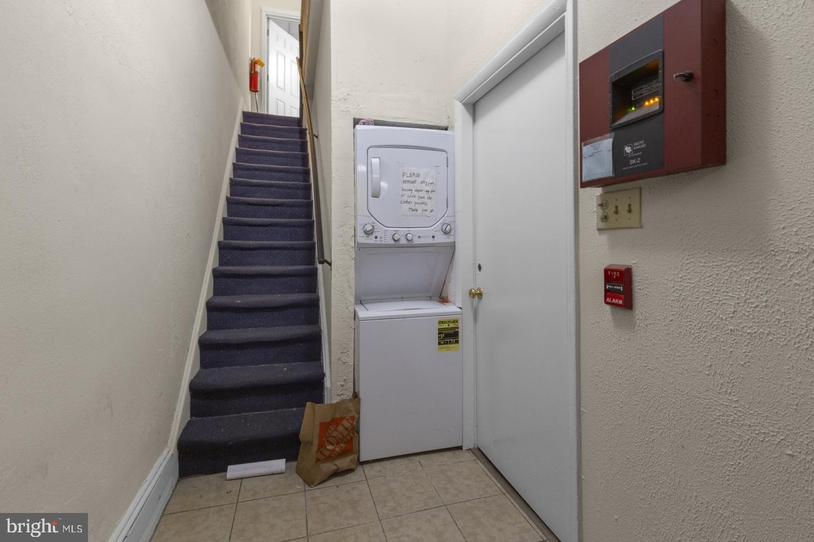 POWELTON VILLAGE - Residential Lease