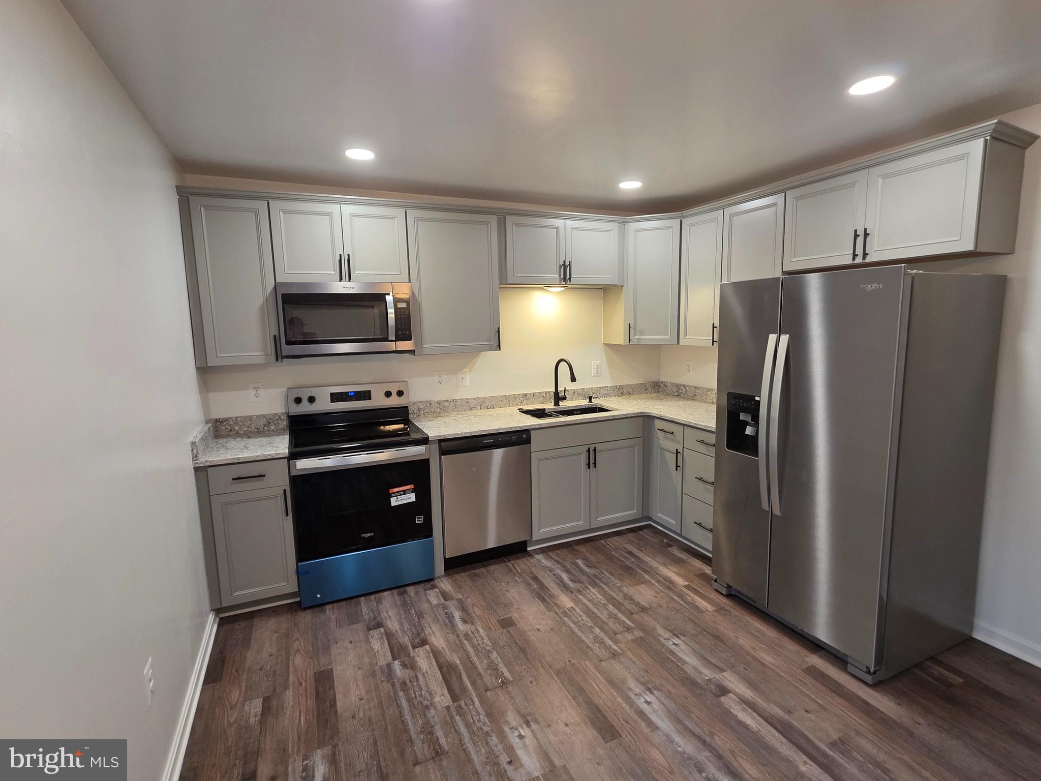 CHESAPEAKE HEIGHTS - Residential