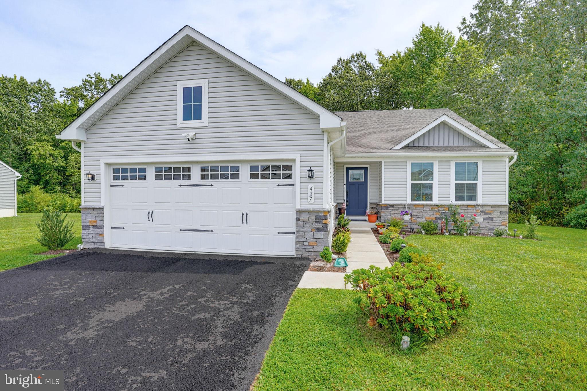 427 ALEZACH DRIVE