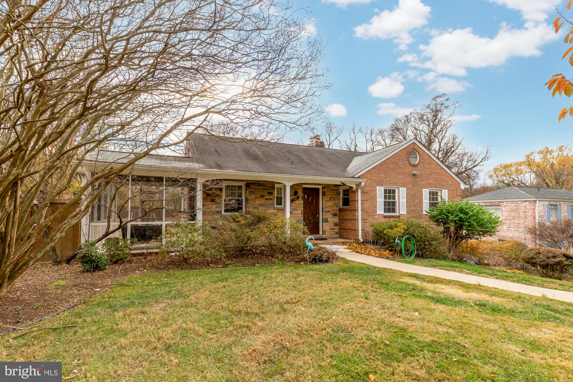 WOODSIDE PARK - Residential