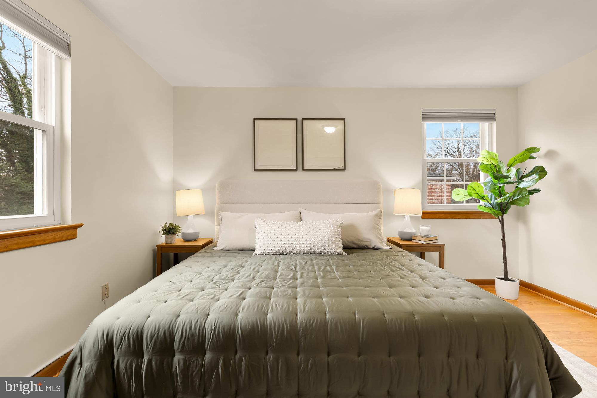 WOODSIDE PARK - Residential