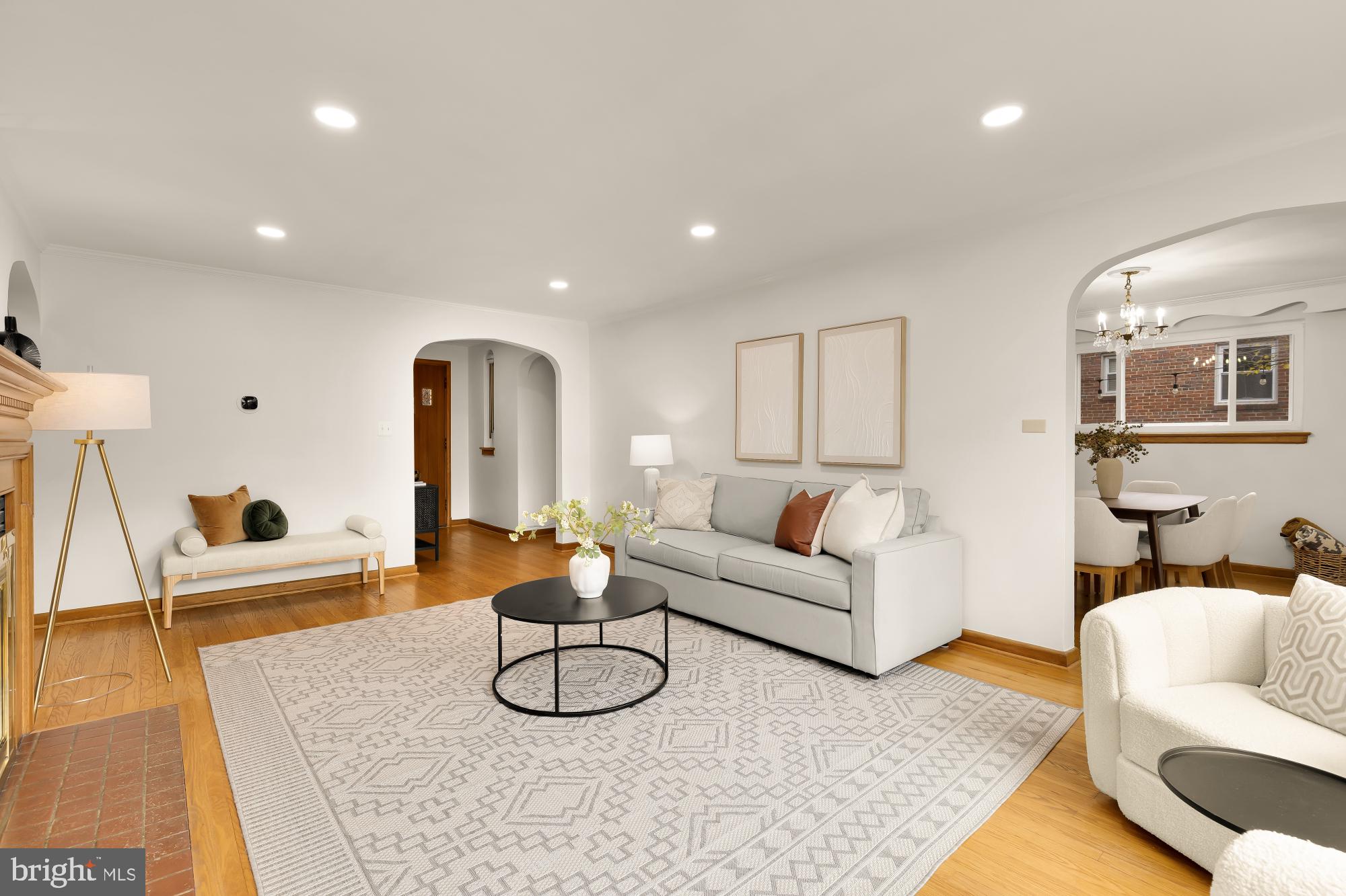 WOODSIDE PARK - Residential