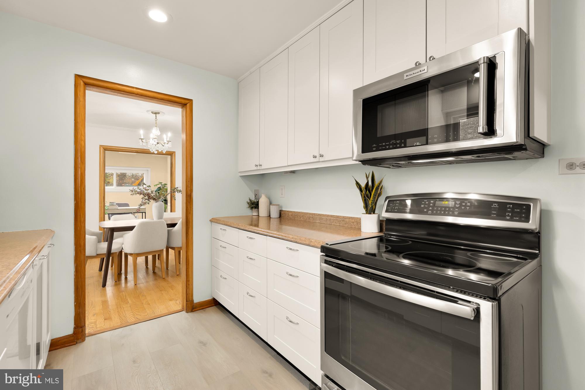 WOODSIDE PARK - Residential