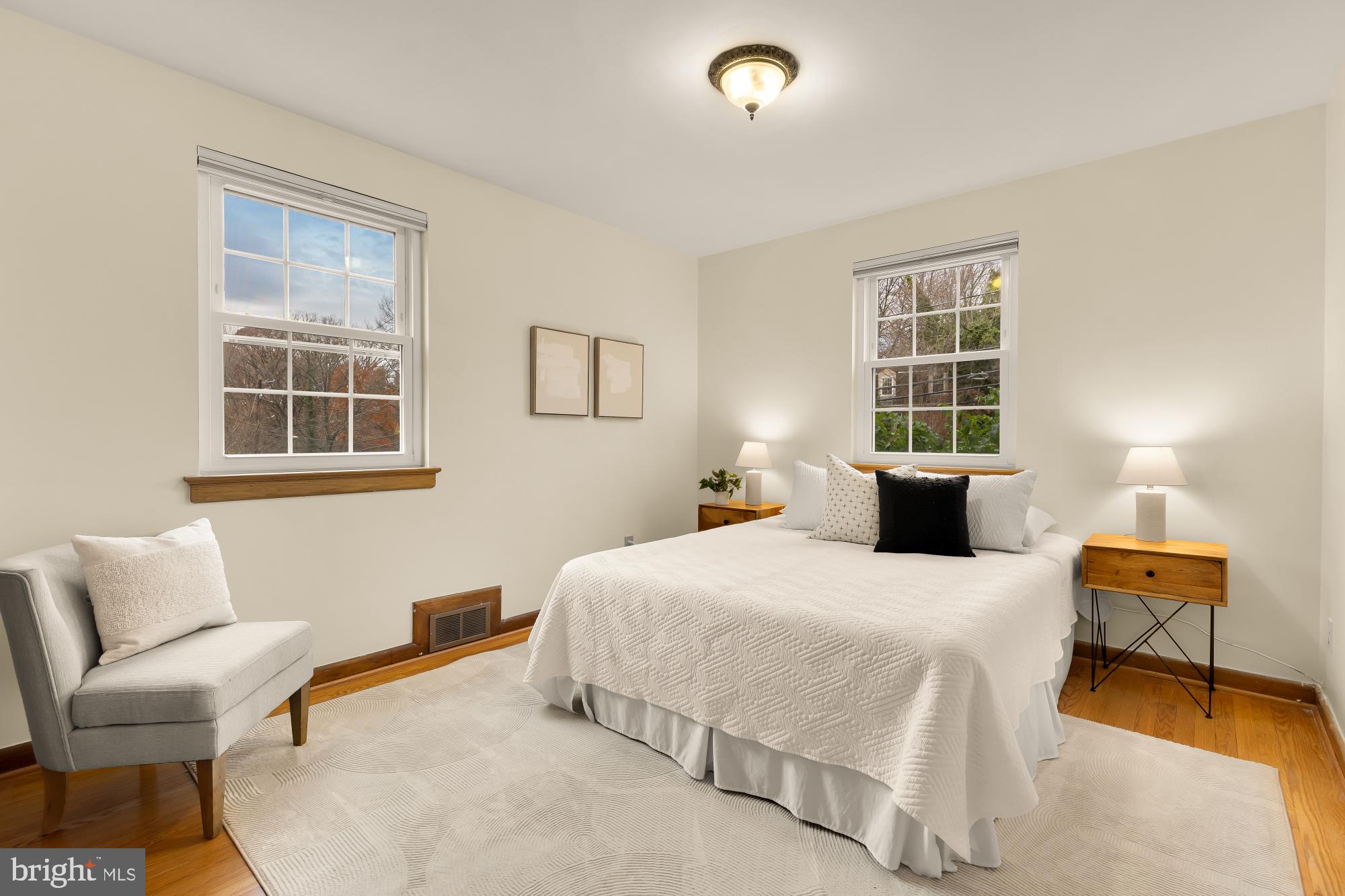 WOODSIDE PARK - Residential