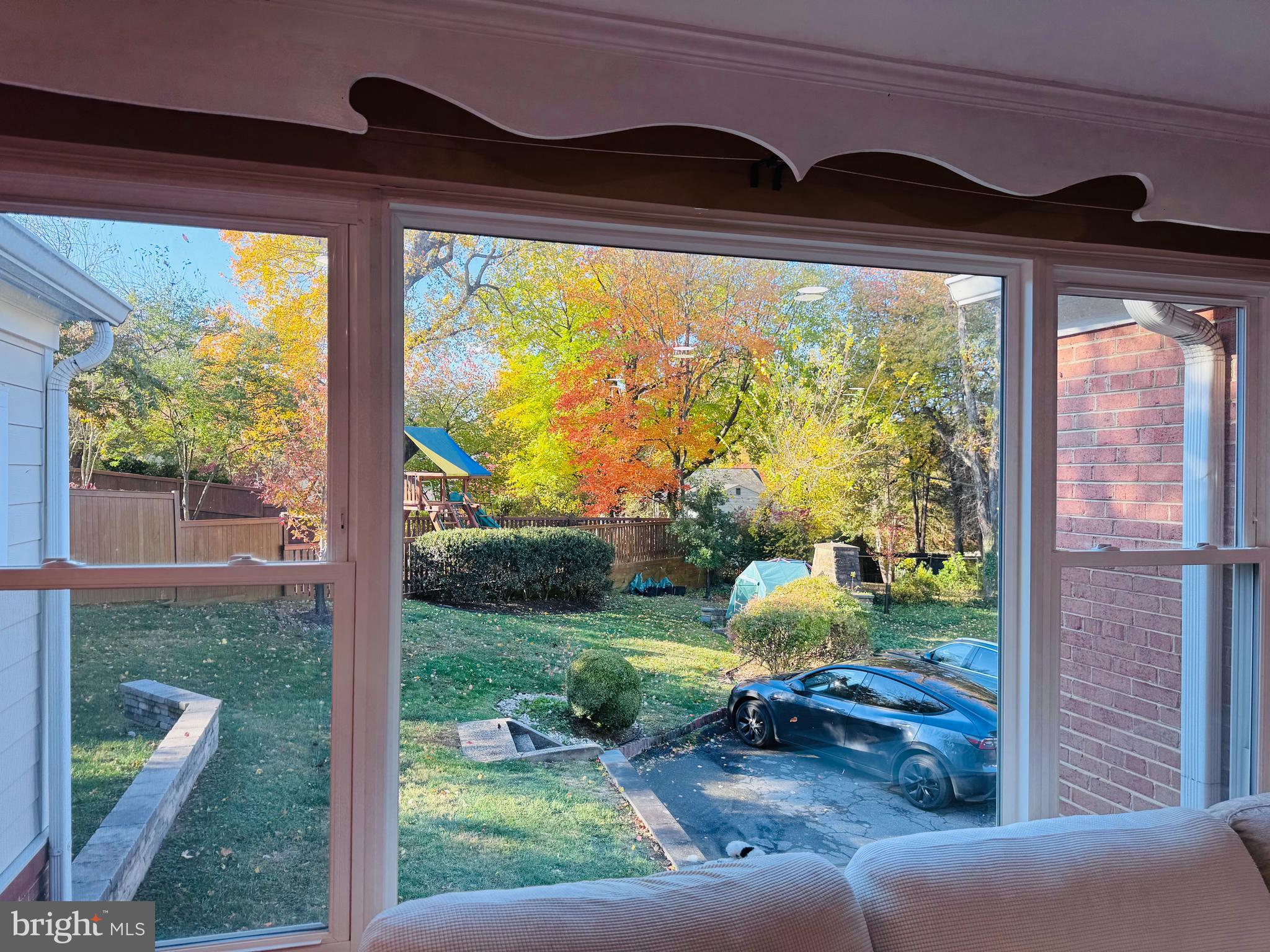 WOODSIDE PARK - Residential