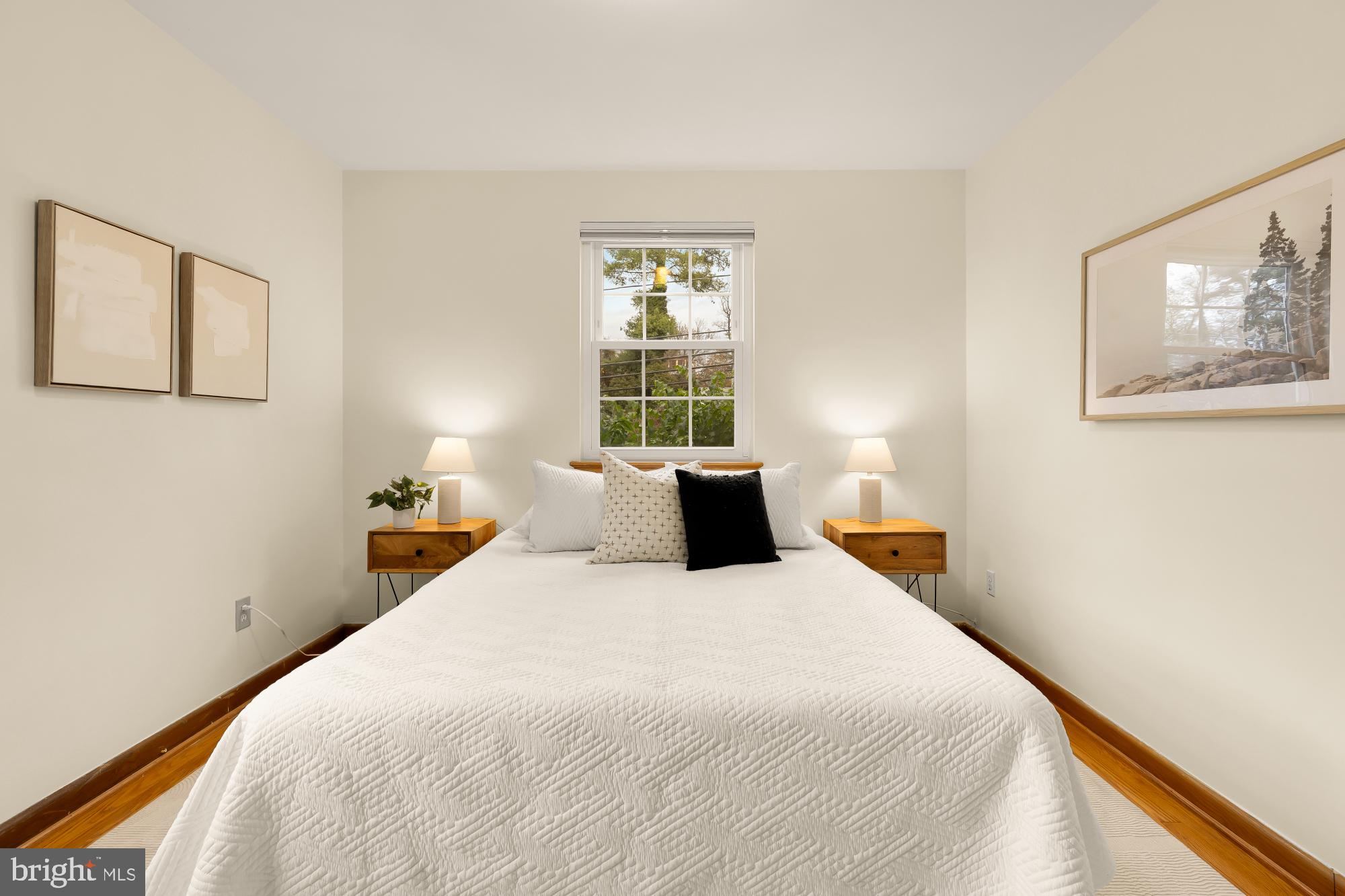 WOODSIDE PARK - Residential