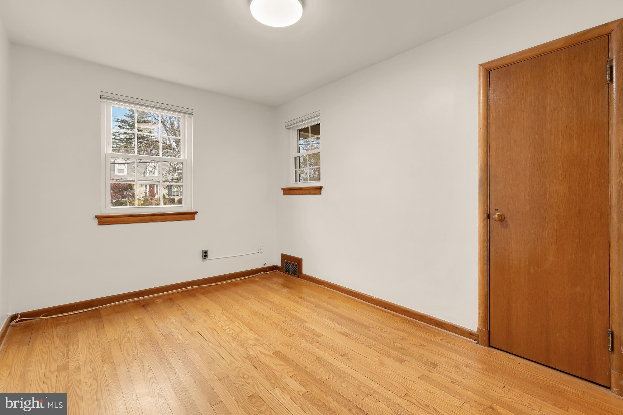 WOODSIDE PARK - Residential