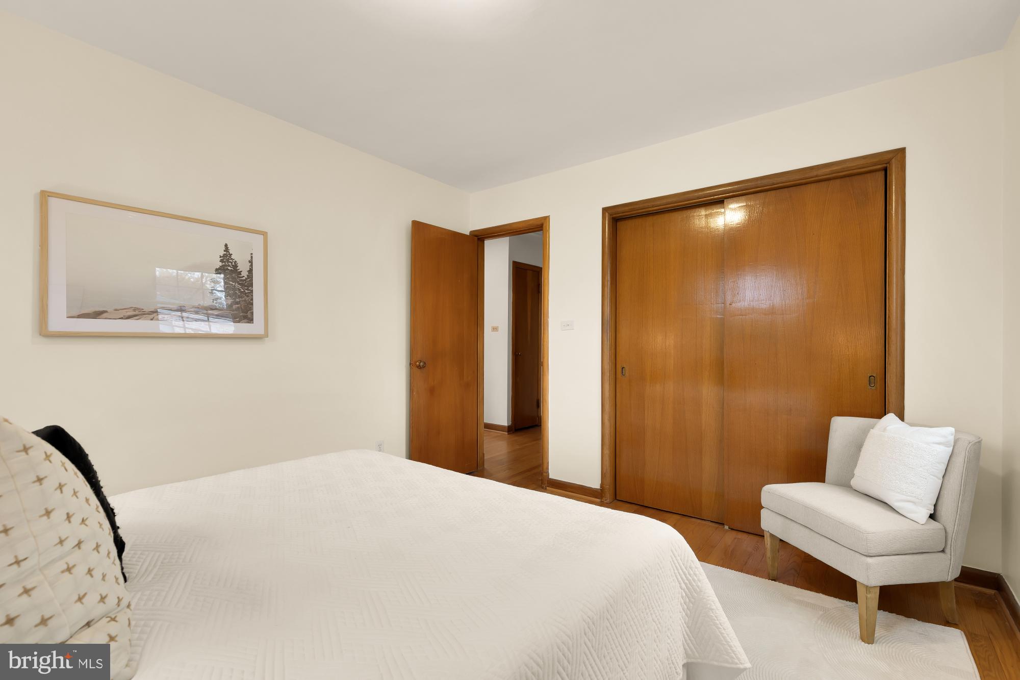 WOODSIDE PARK - Residential