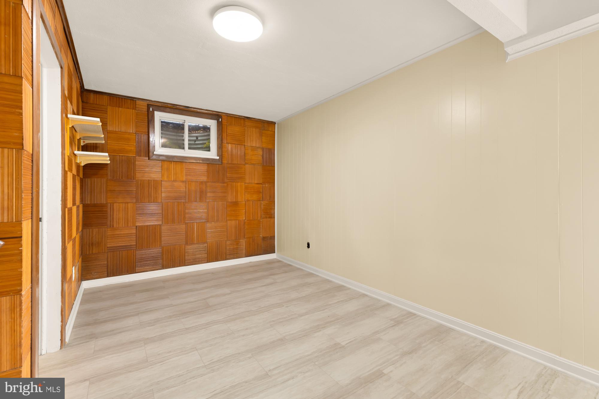 WOODSIDE PARK - Residential