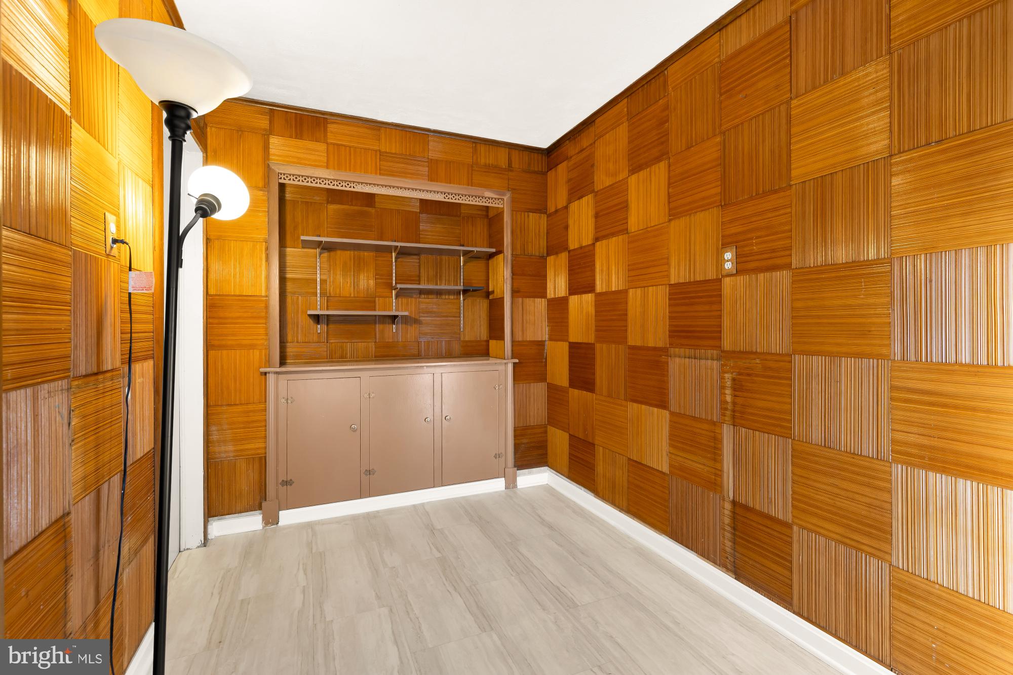 WOODSIDE PARK - Residential