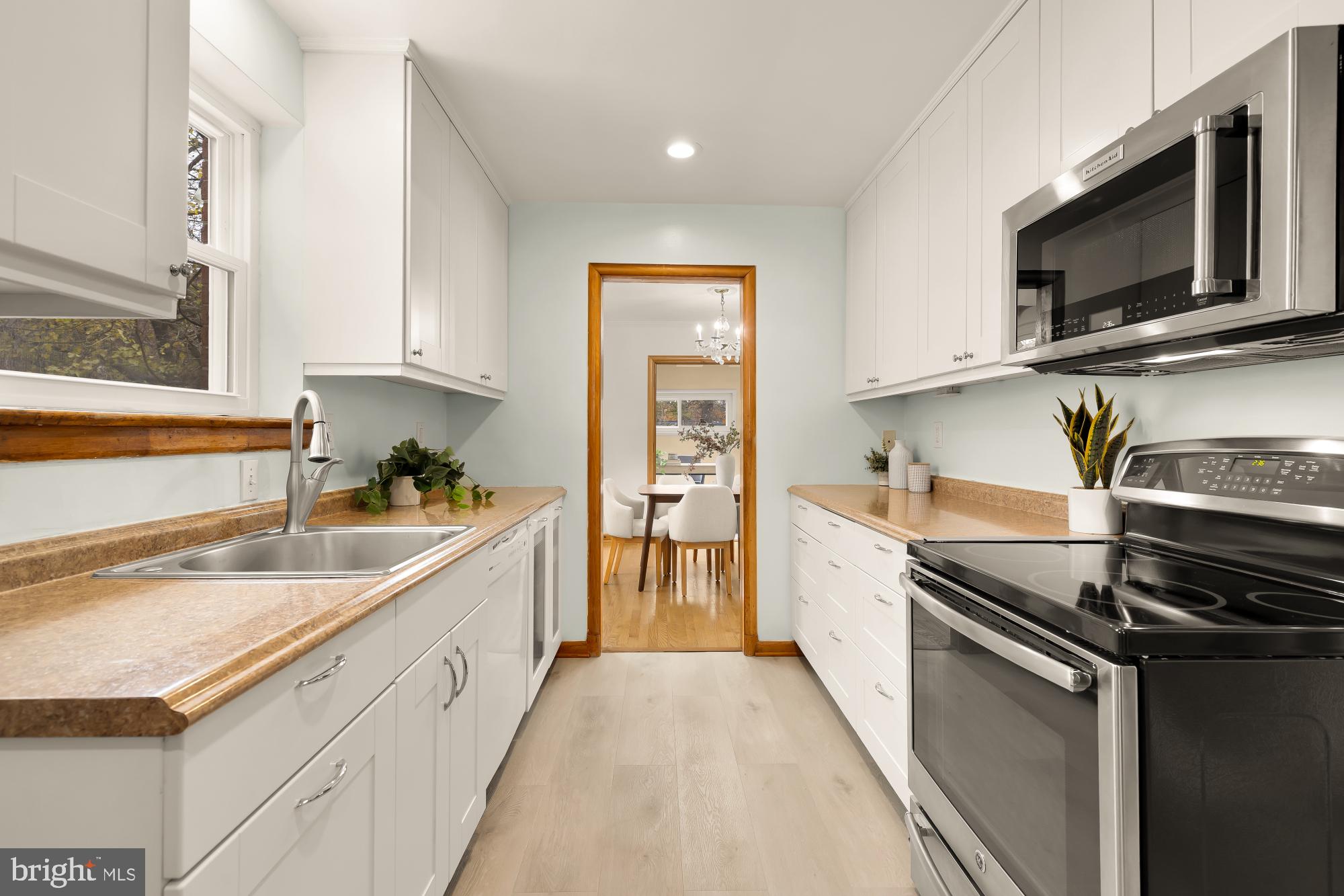 WOODSIDE PARK - Residential