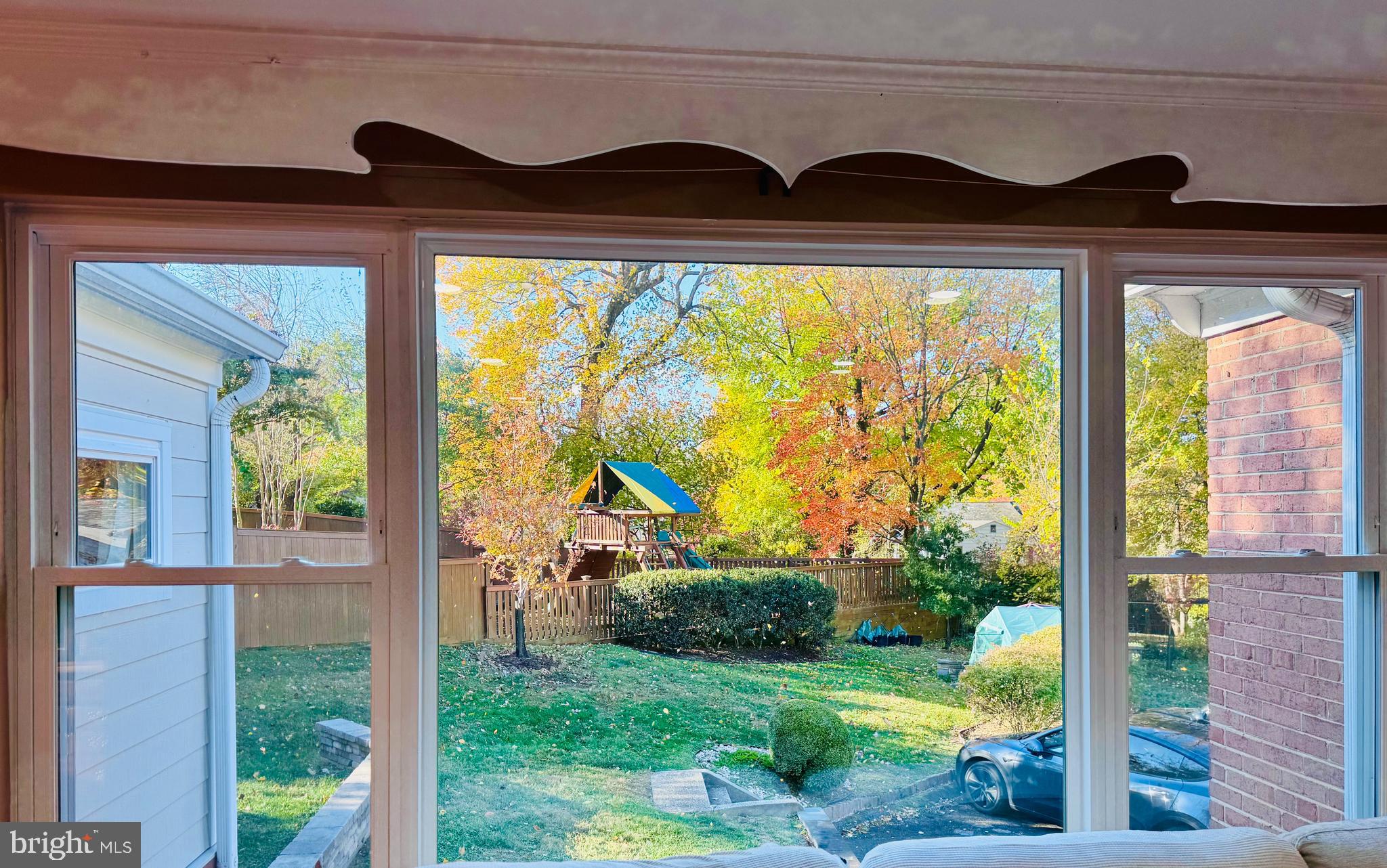 WOODSIDE PARK - Residential