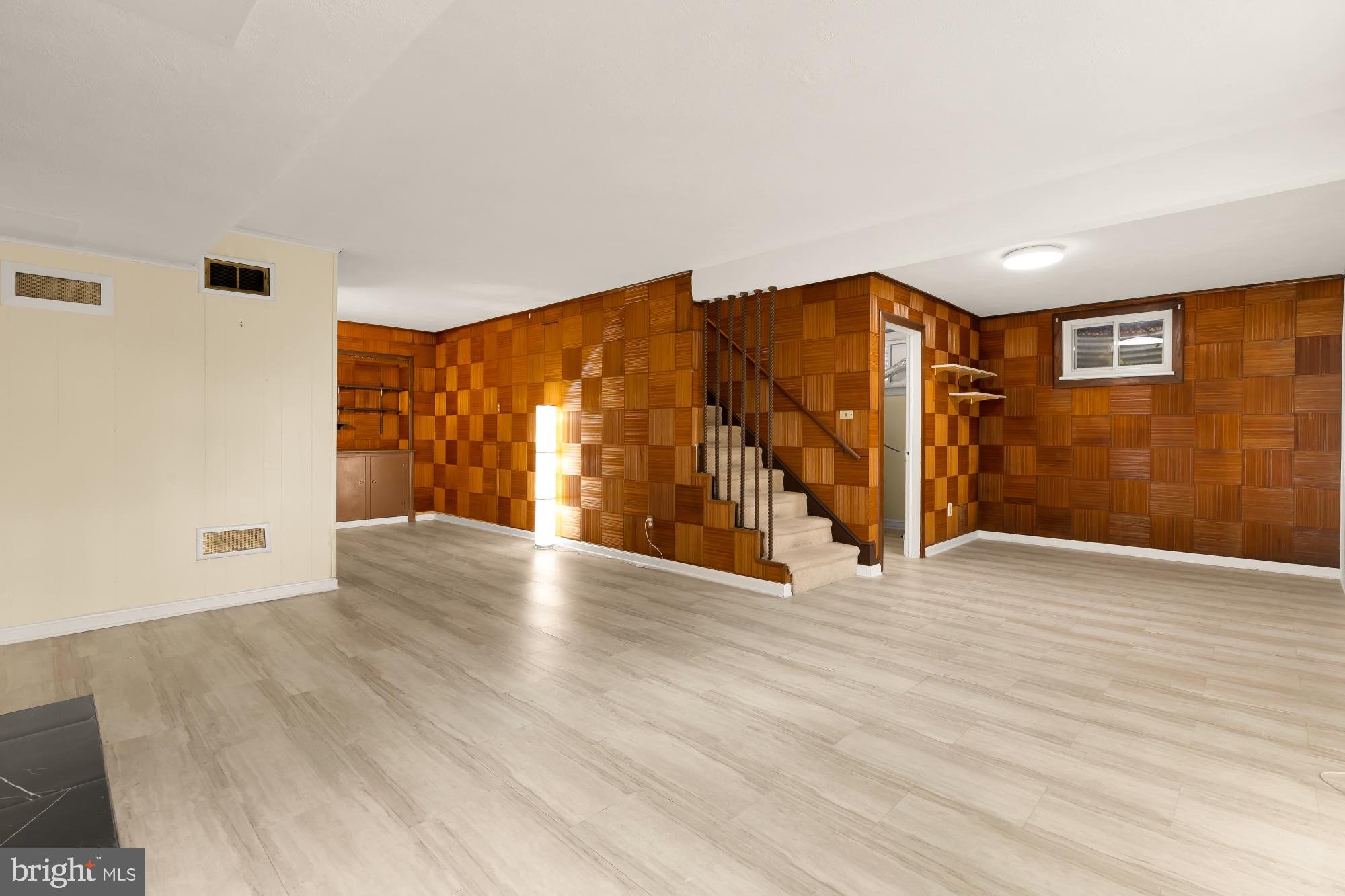 WOODSIDE PARK - Residential