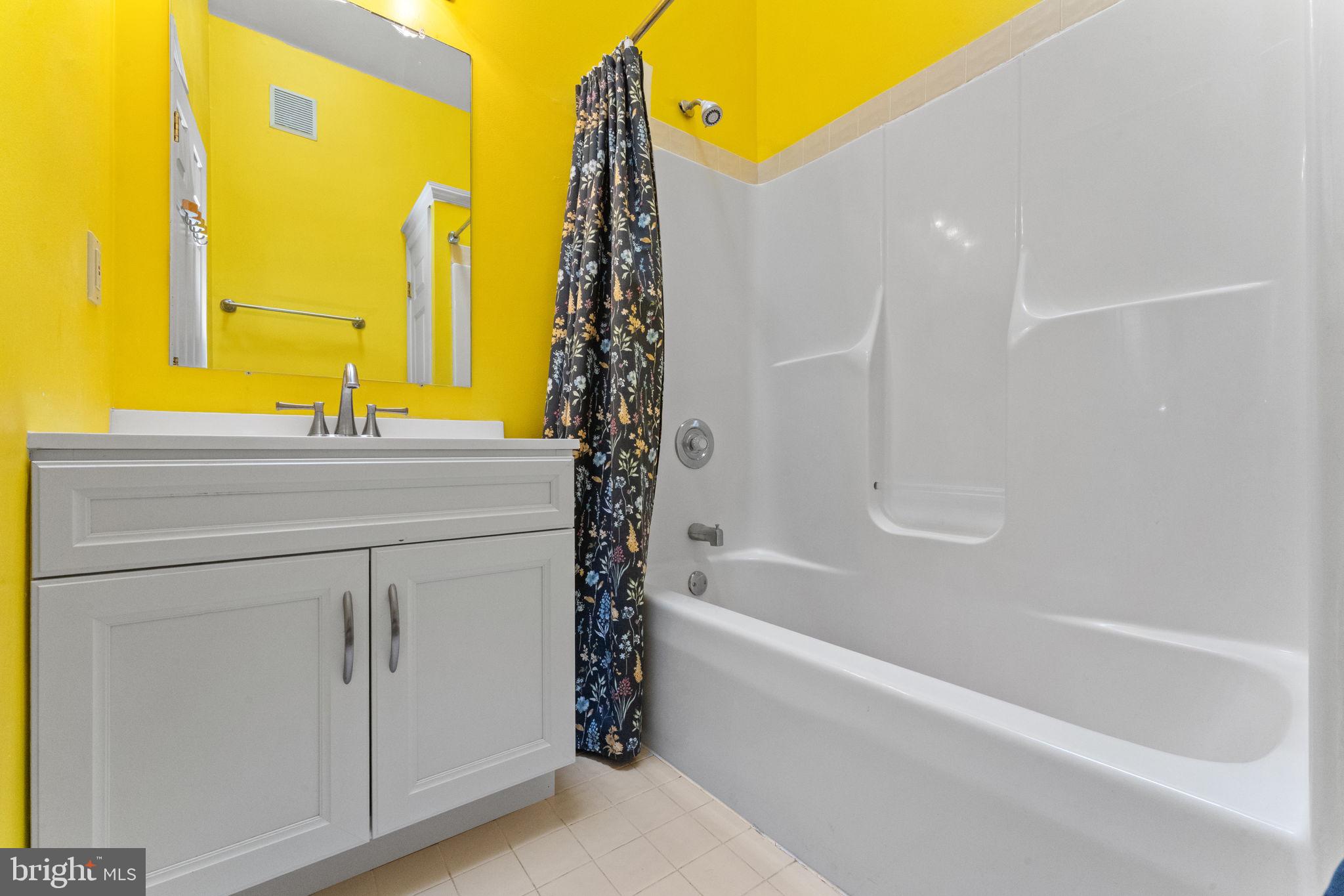 FOX RIDGE - Residential