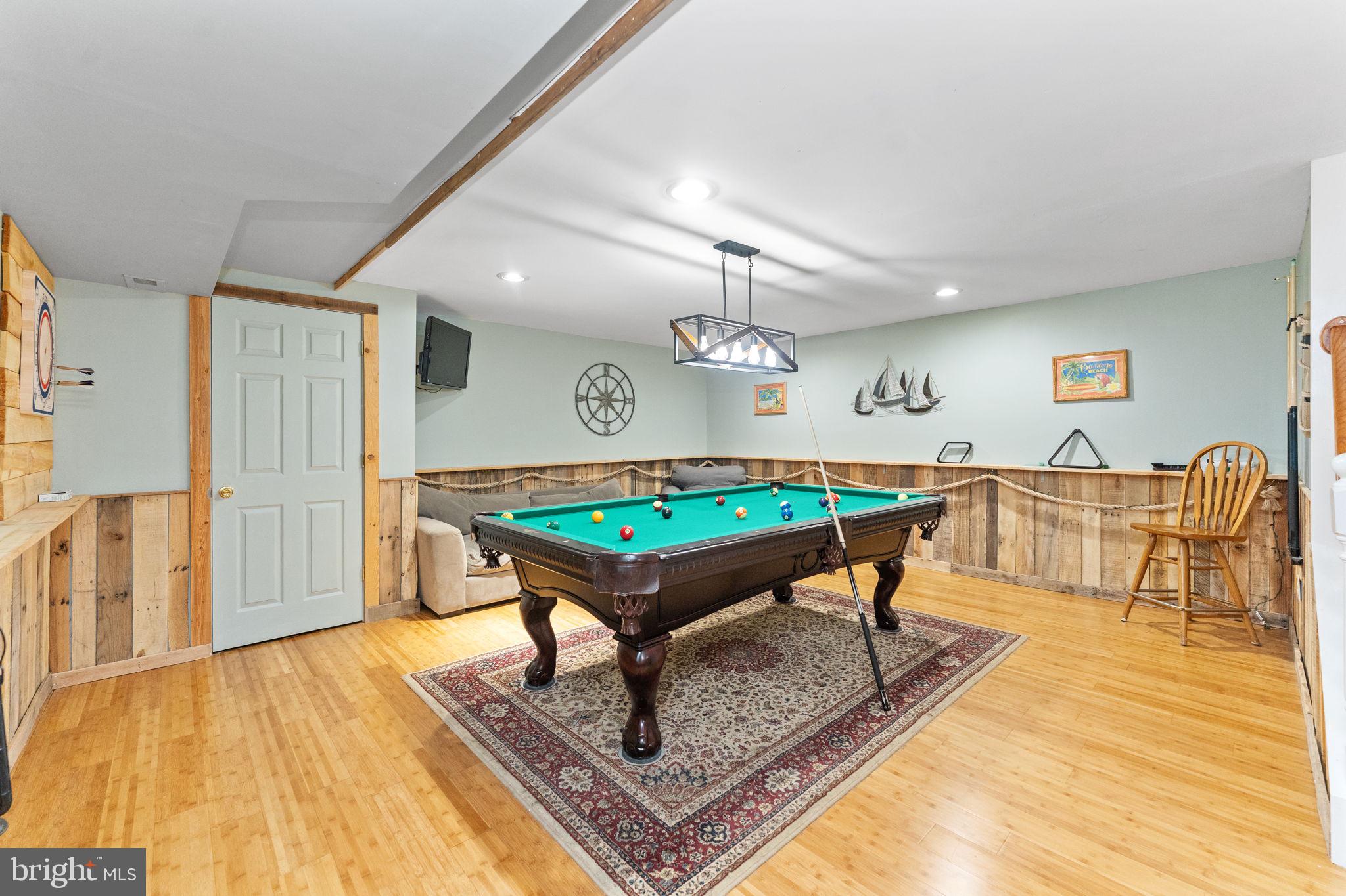 FOX RIDGE - Residential