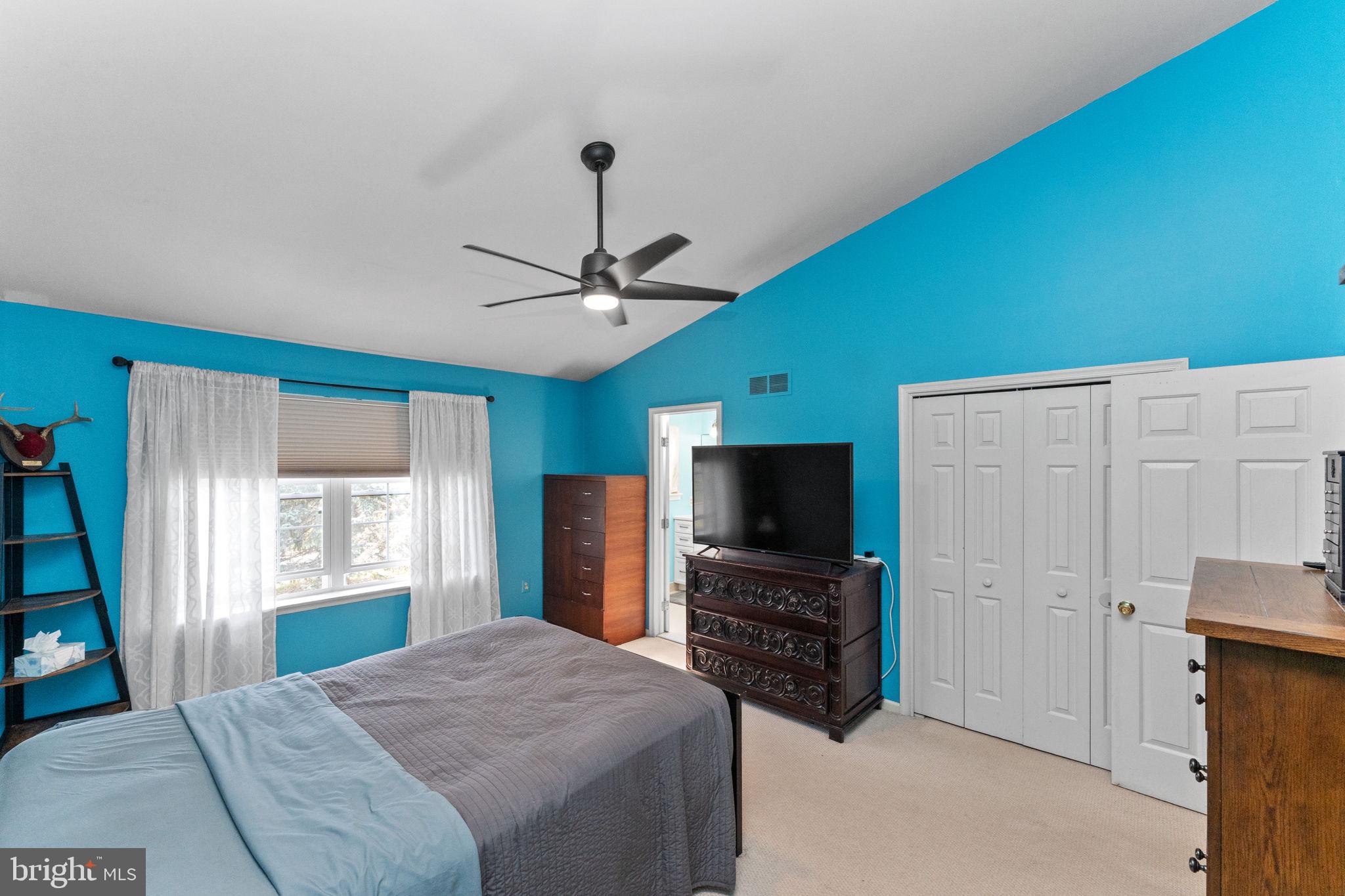 FOX RIDGE - Residential