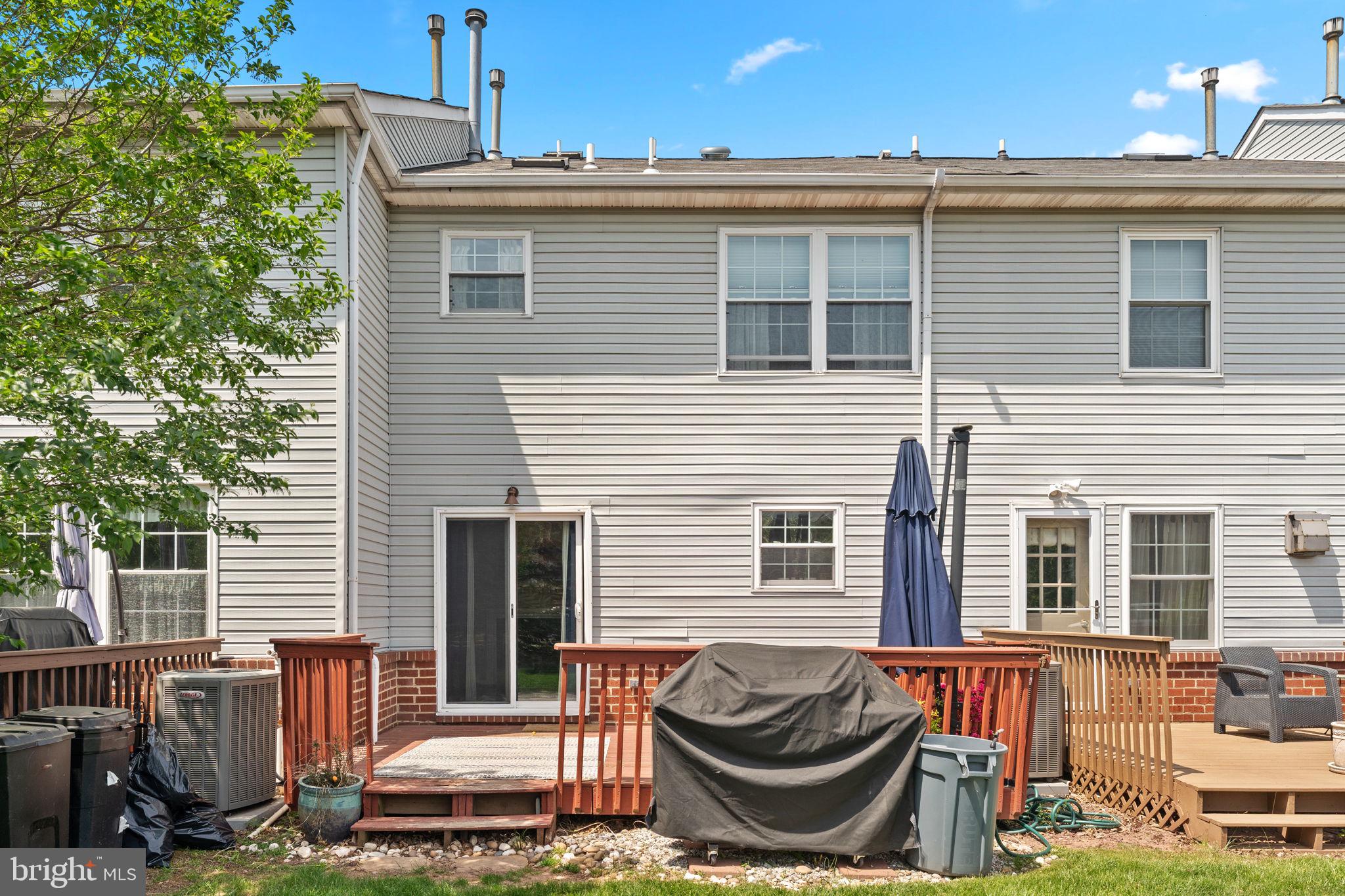 FOX RIDGE - Residential