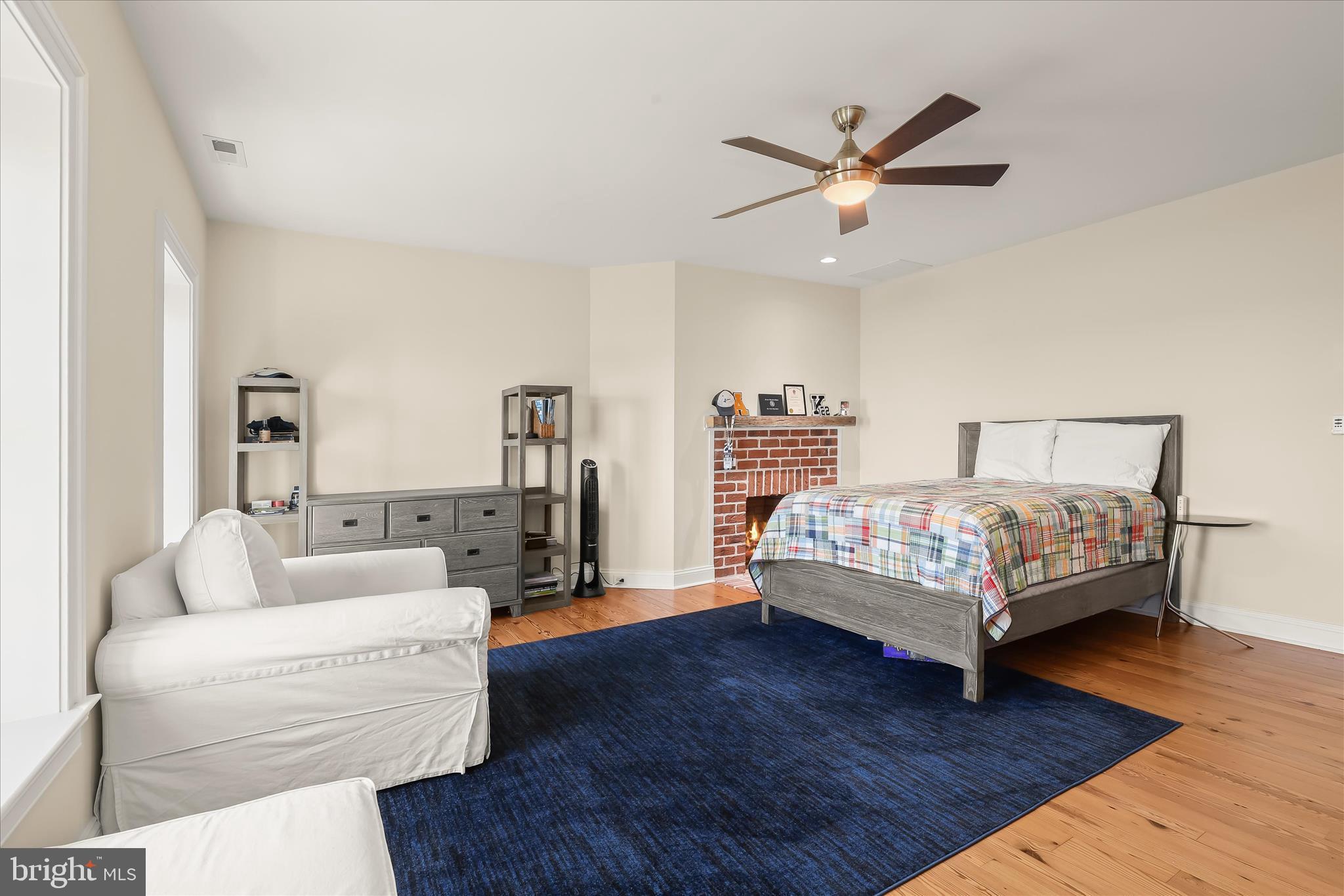 KENT ISLAND ESTATES - Residential