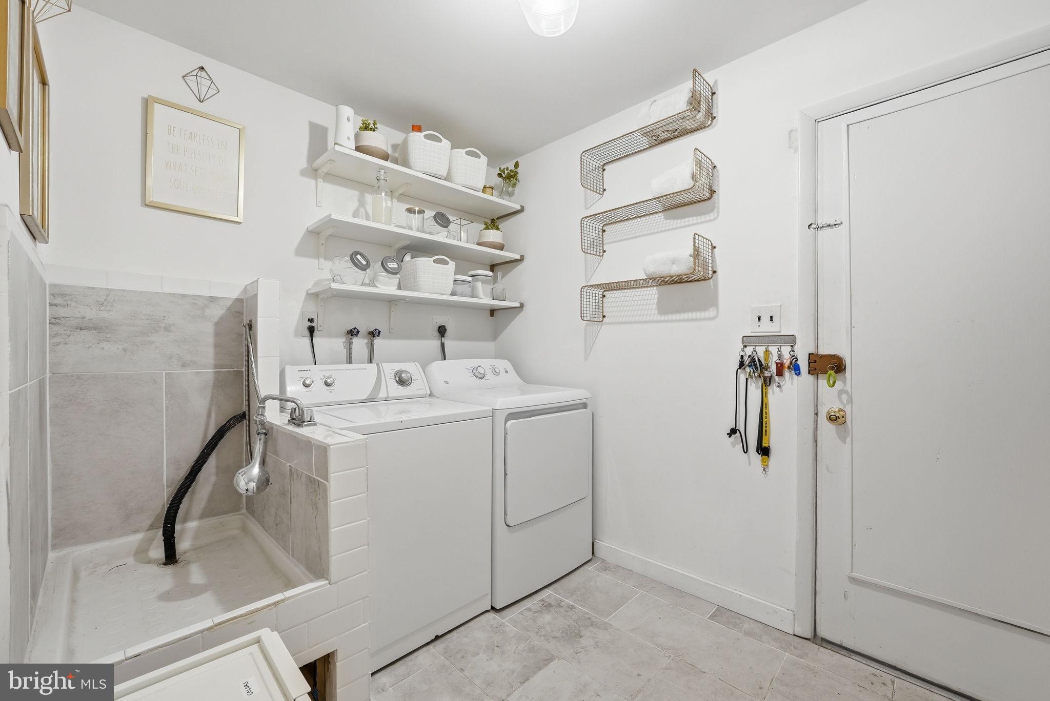 WOODBERRY FOREST - Residential