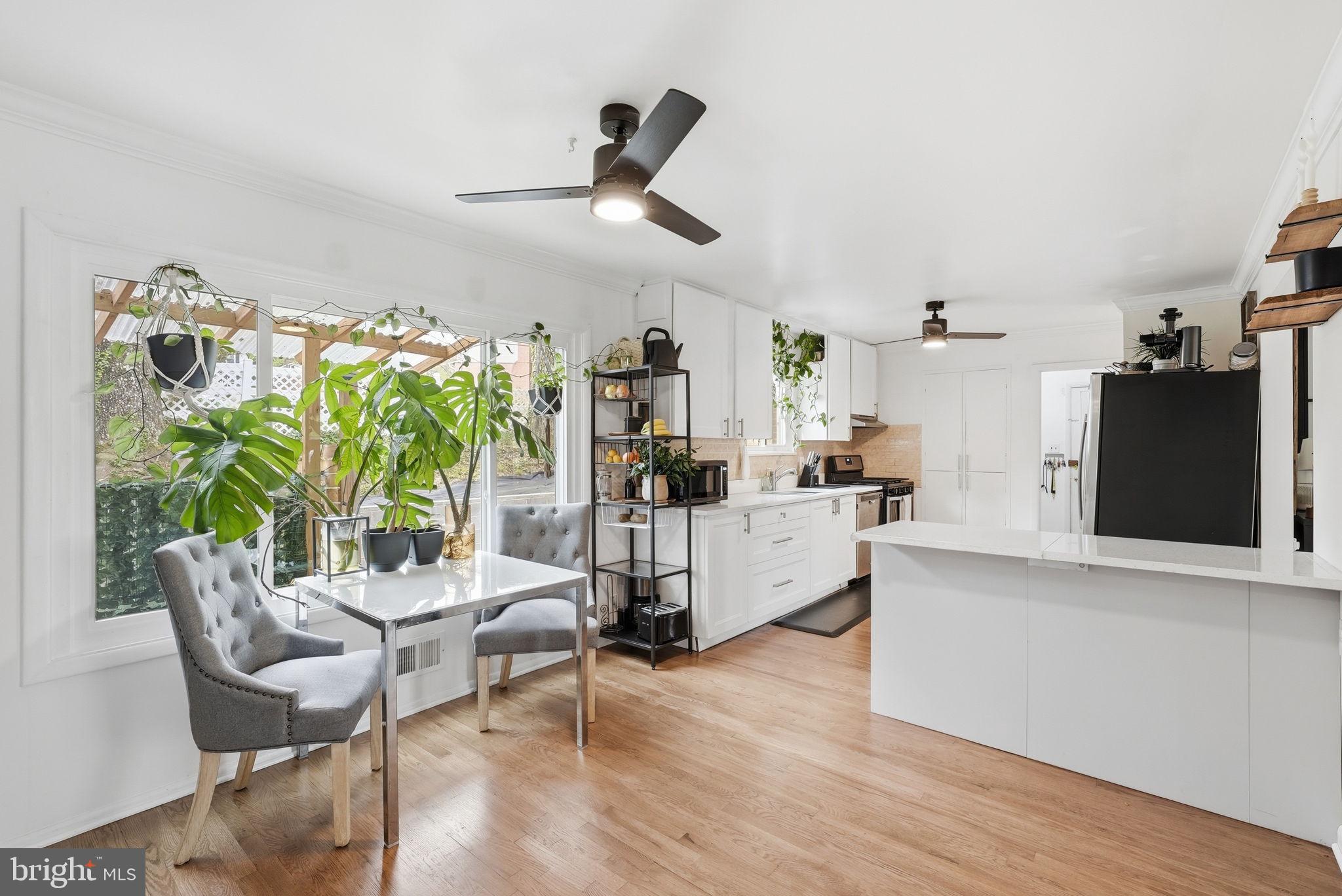 WOODBERRY FOREST - Residential