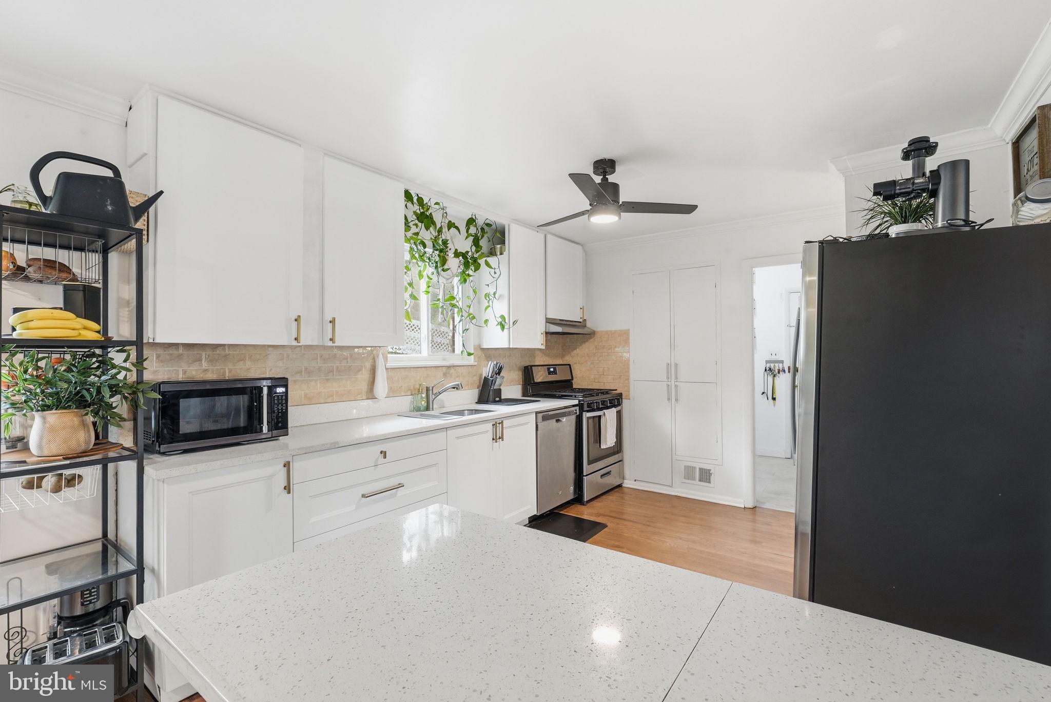 WOODBERRY FOREST - Residential