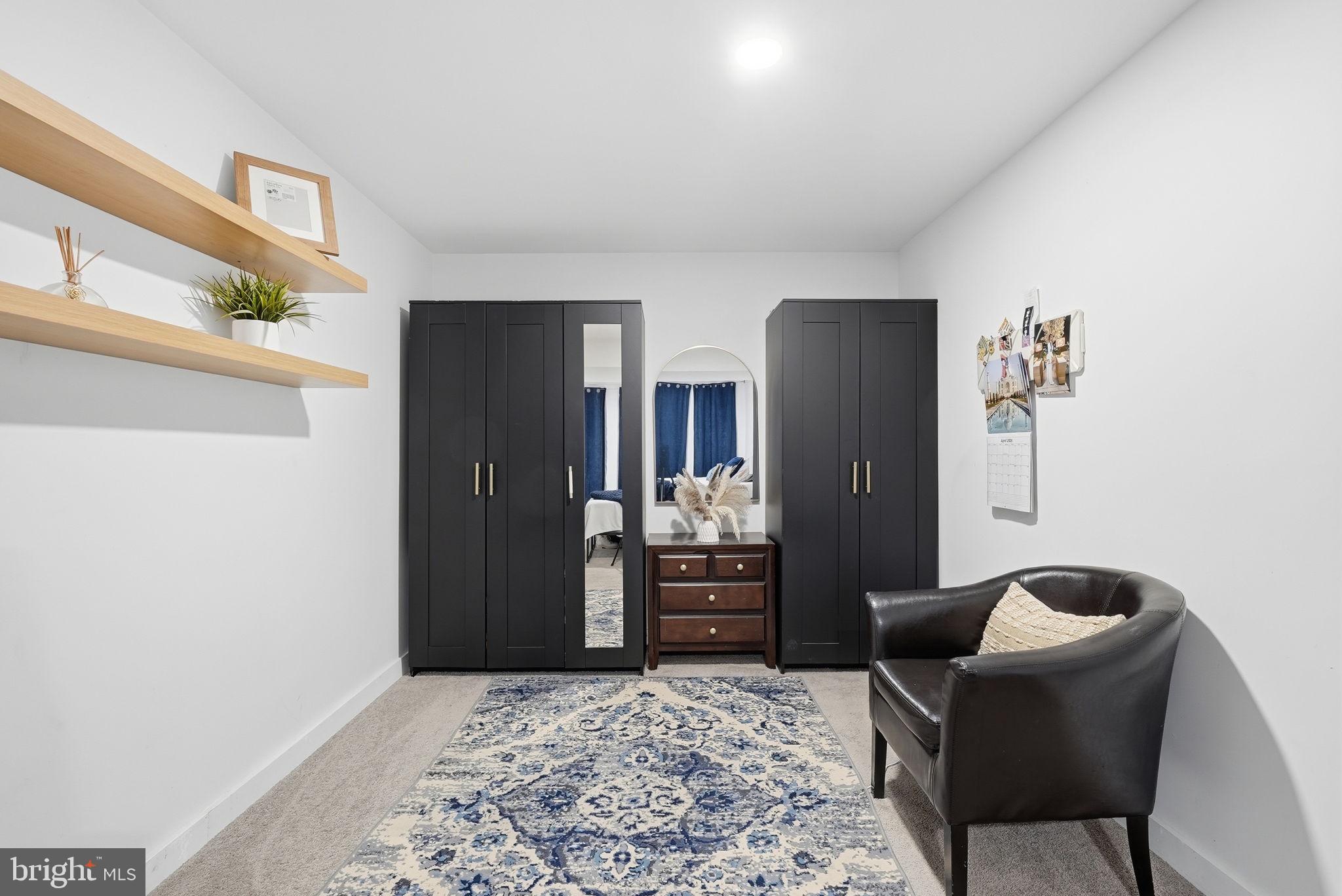 WOODBERRY FOREST - Residential