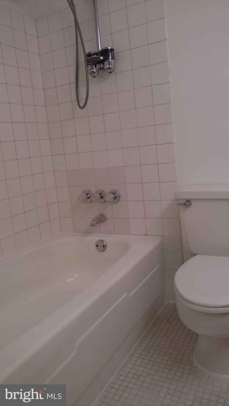 VILLAGE OF HARPERS CHOICE - Residential Lease