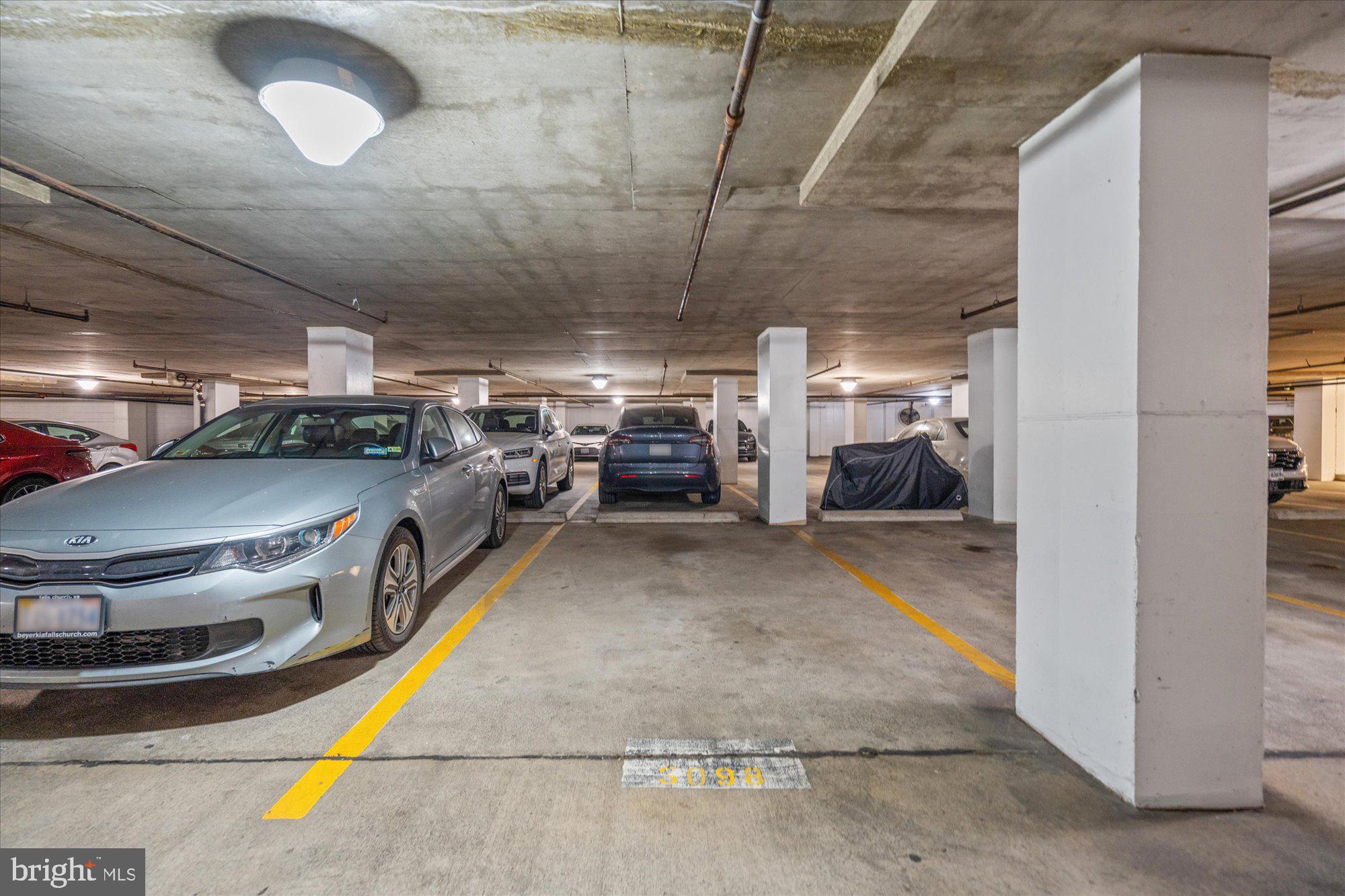 ATRIUM CONDO - Residential