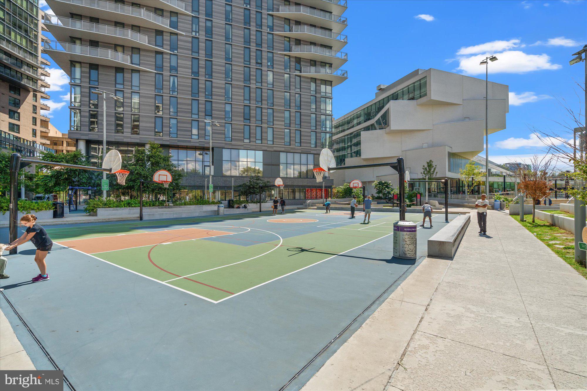 ATRIUM CONDO - Residential