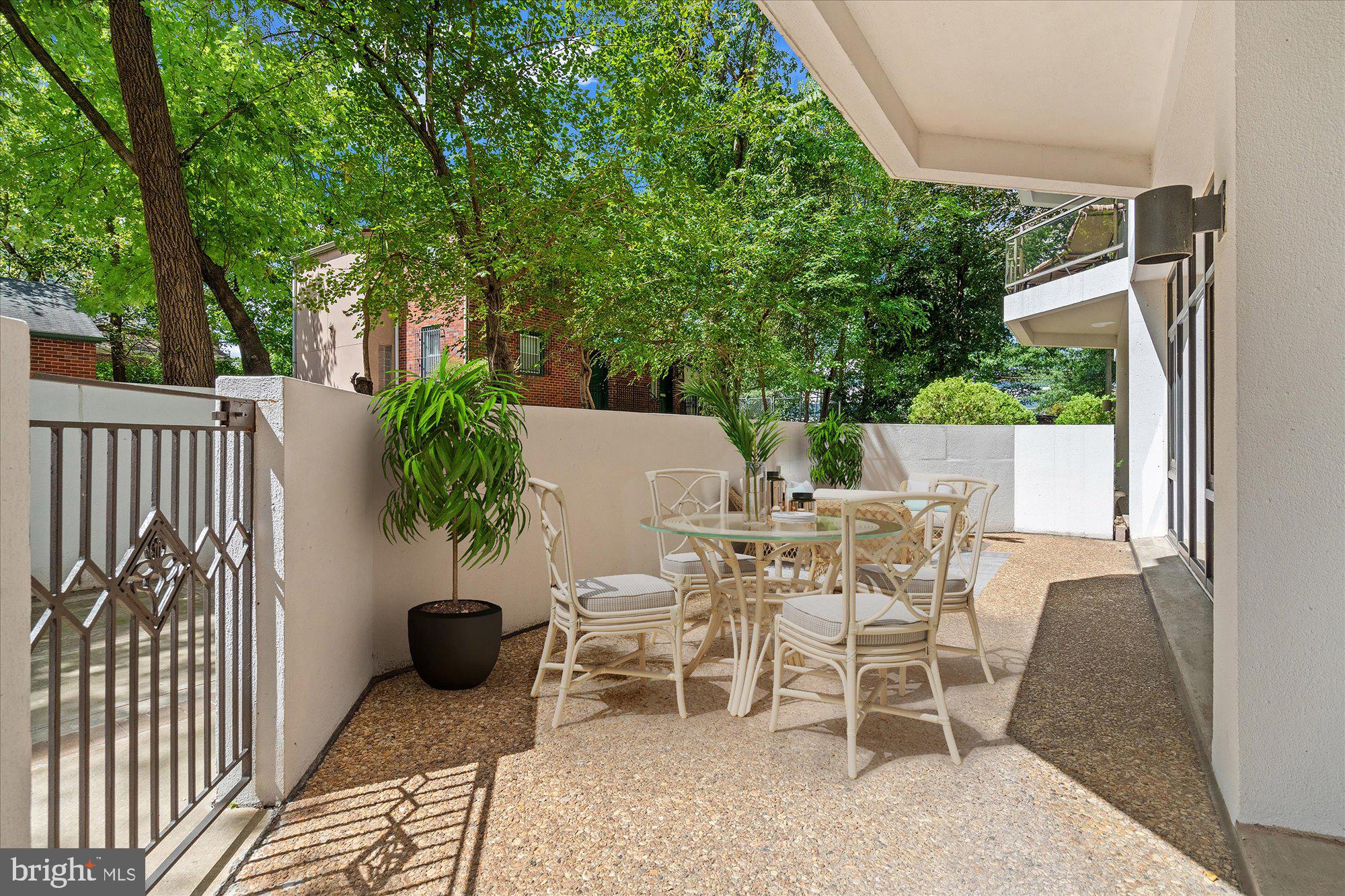 ATRIUM CONDO - Residential