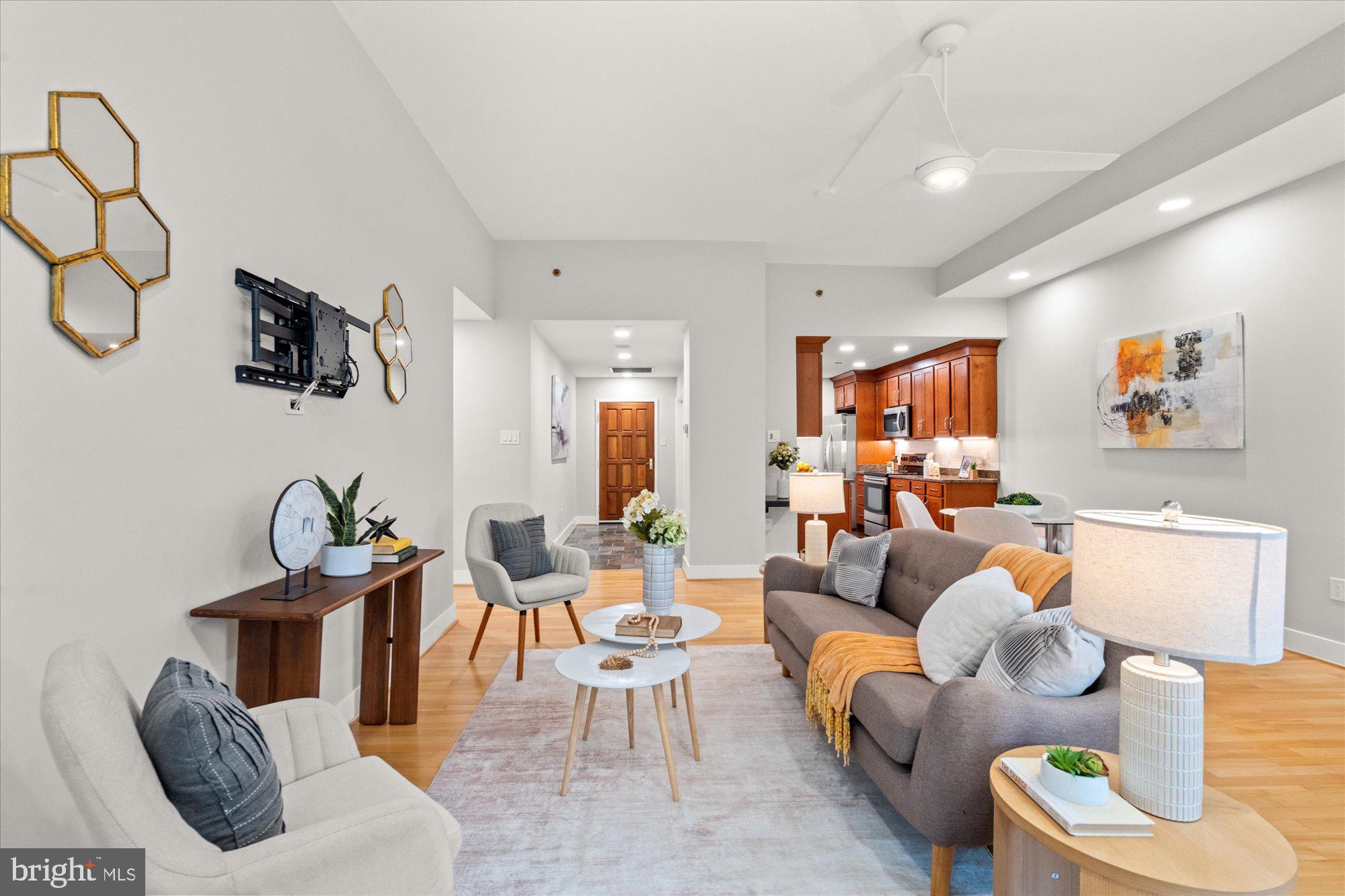 ATRIUM CONDO - Residential