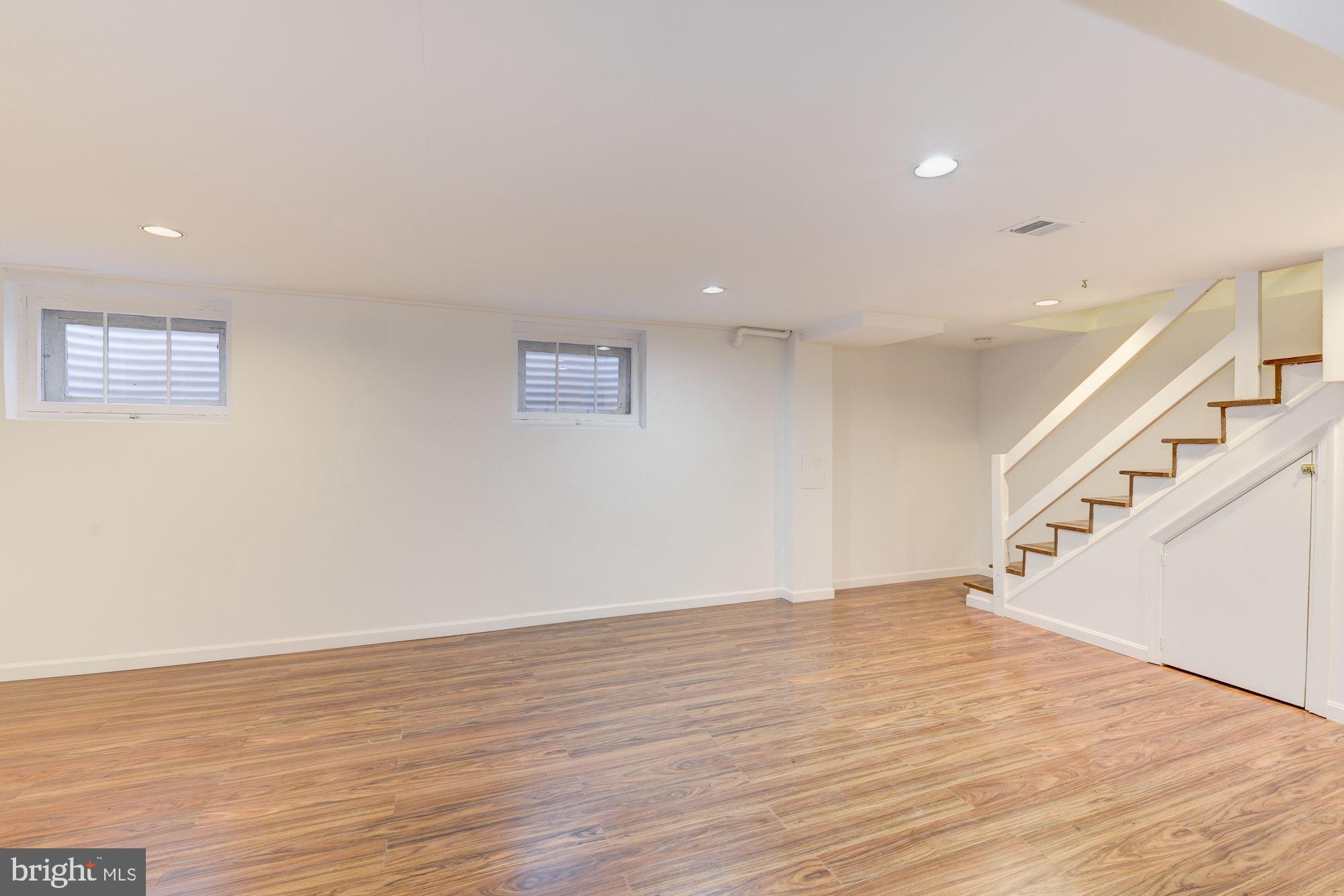 BROOKDALE - Residential Lease