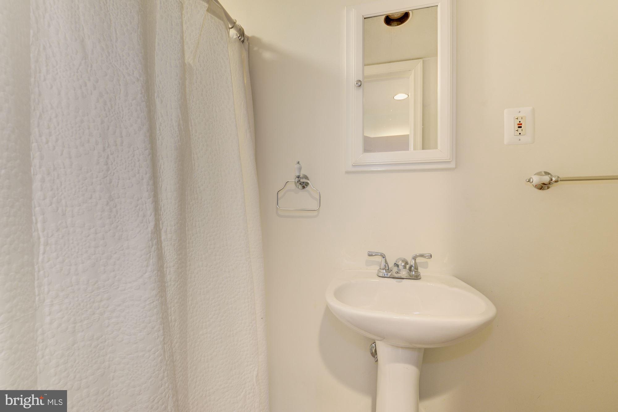 BROOKDALE - Residential Lease