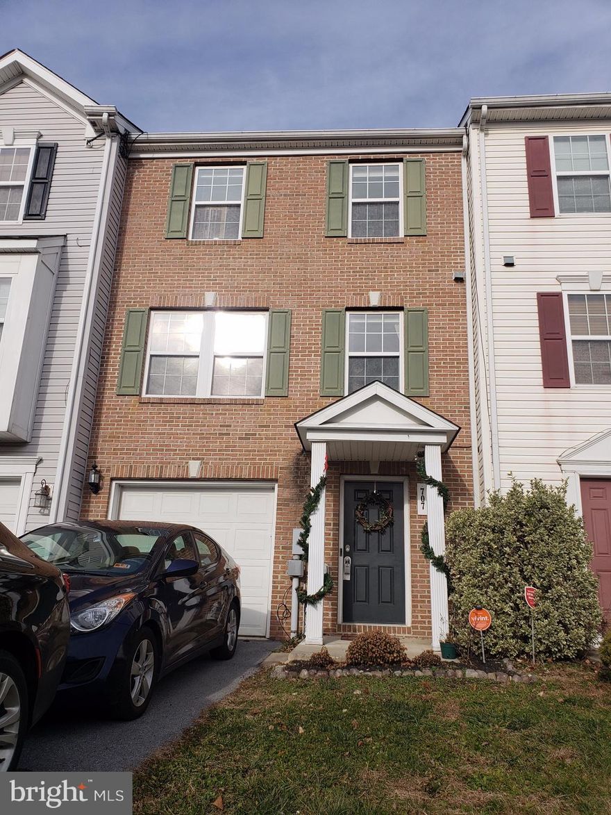 More for your money. More rooms due to 3 bump outs add spacious living to this largest of townhomes in Prentiss Point. Make every penny count with large closets, 1/2 bath with extra cabinets on 1st floor with extra bump out that could be easily converted to 4th bedroom.  Oversized master suite in this home is sure to please with large master bath and walk-in closet. Extra touches include crown molding, chair rail in formal dining room, 42 inch cabinets and tiled backsplash in kitchen. Location off Rte. 9 with I81 close for easy commuting, amenities including 2 malls, many restaurants and conveniences you want.  1 car attached garage and 2 car parking in driveway. Dog park area for walking man's best friend. Extra visitor parking in two places nearby. Everything you could want in a gorgeous townhome.