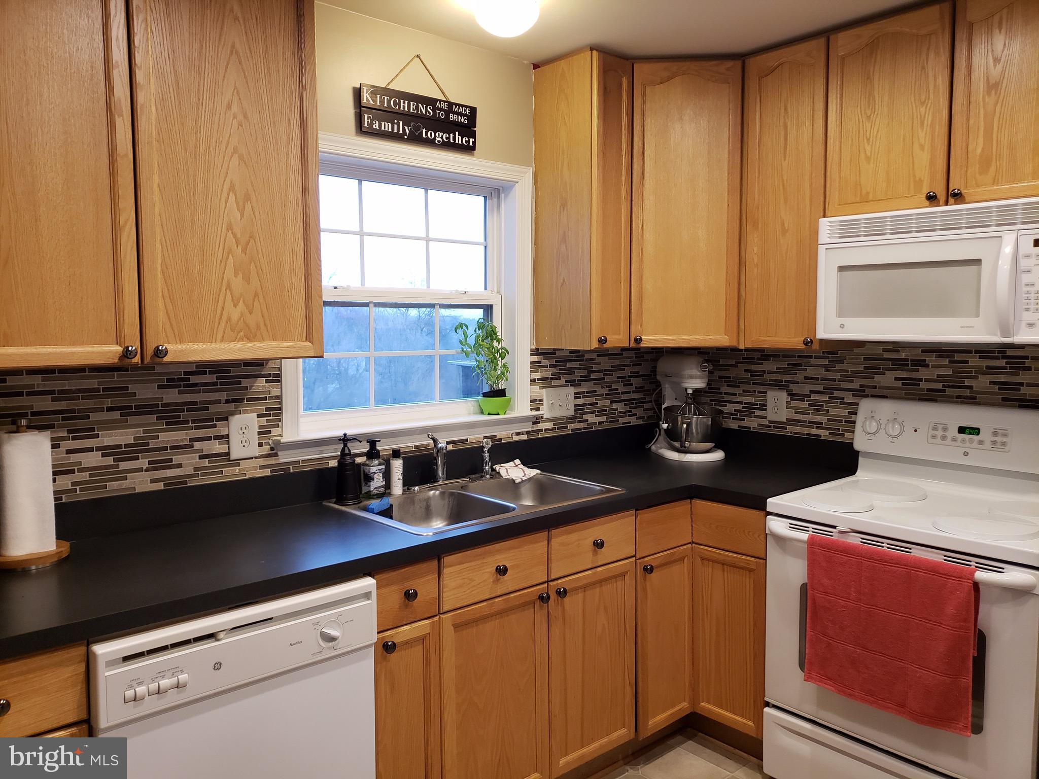 PRENTISS POINT II TOWNHOMES - Residential