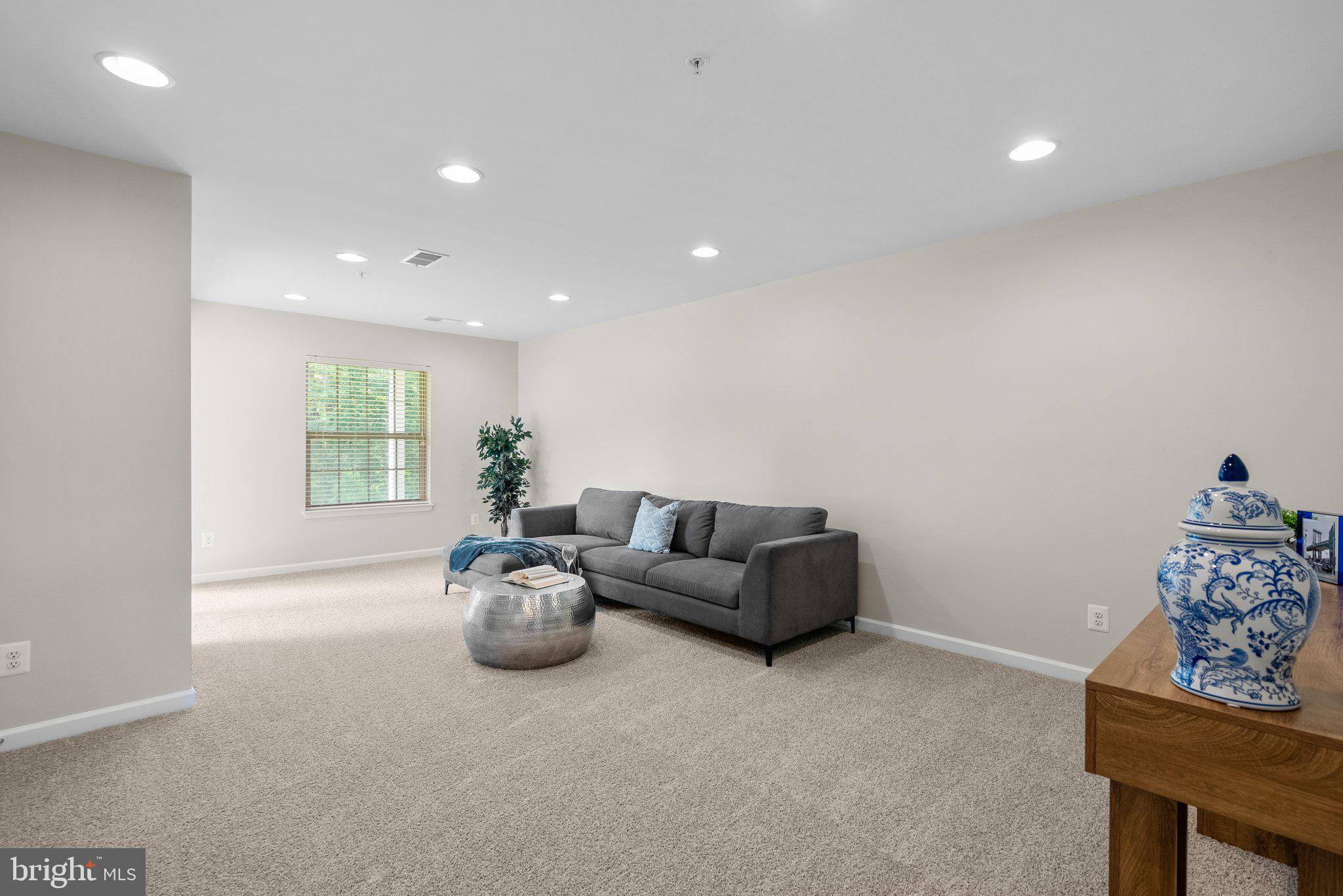 RAVENHURST GLEN - Residential