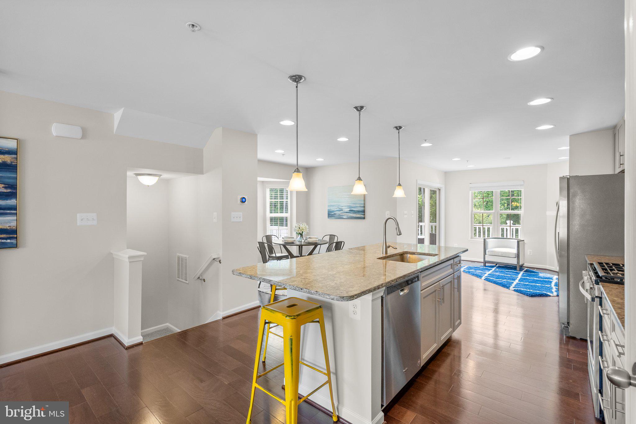 RAVENHURST GLEN - Residential