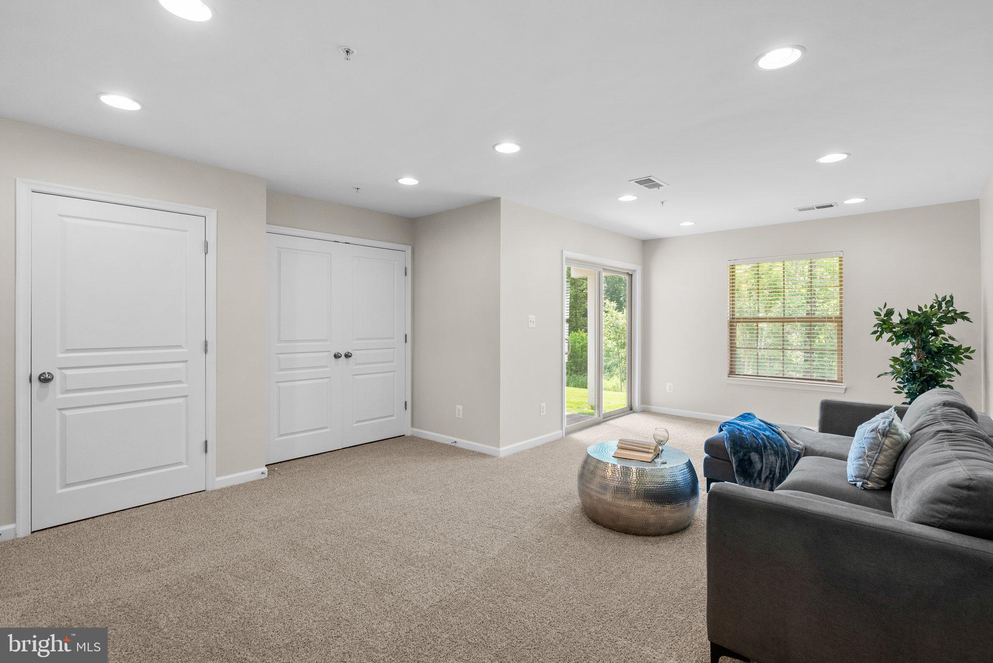 RAVENHURST GLEN - Residential