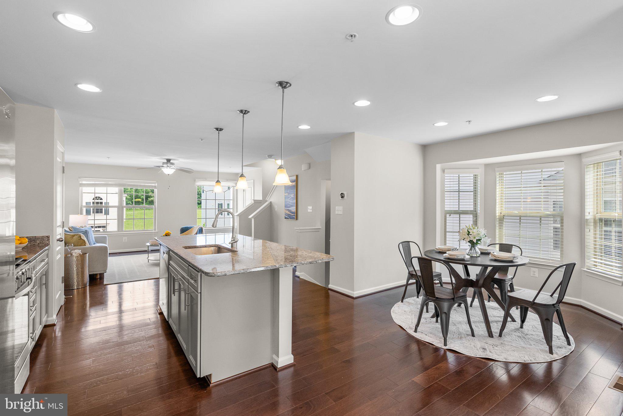 RAVENHURST GLEN - Residential