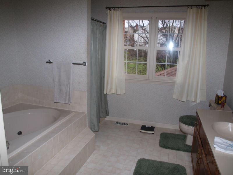 ROTHSVILLE STATION - Residential