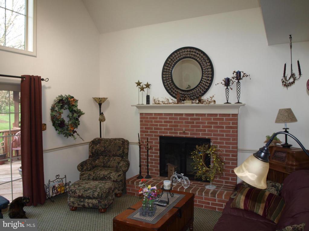 ROTHSVILLE STATION - Residential