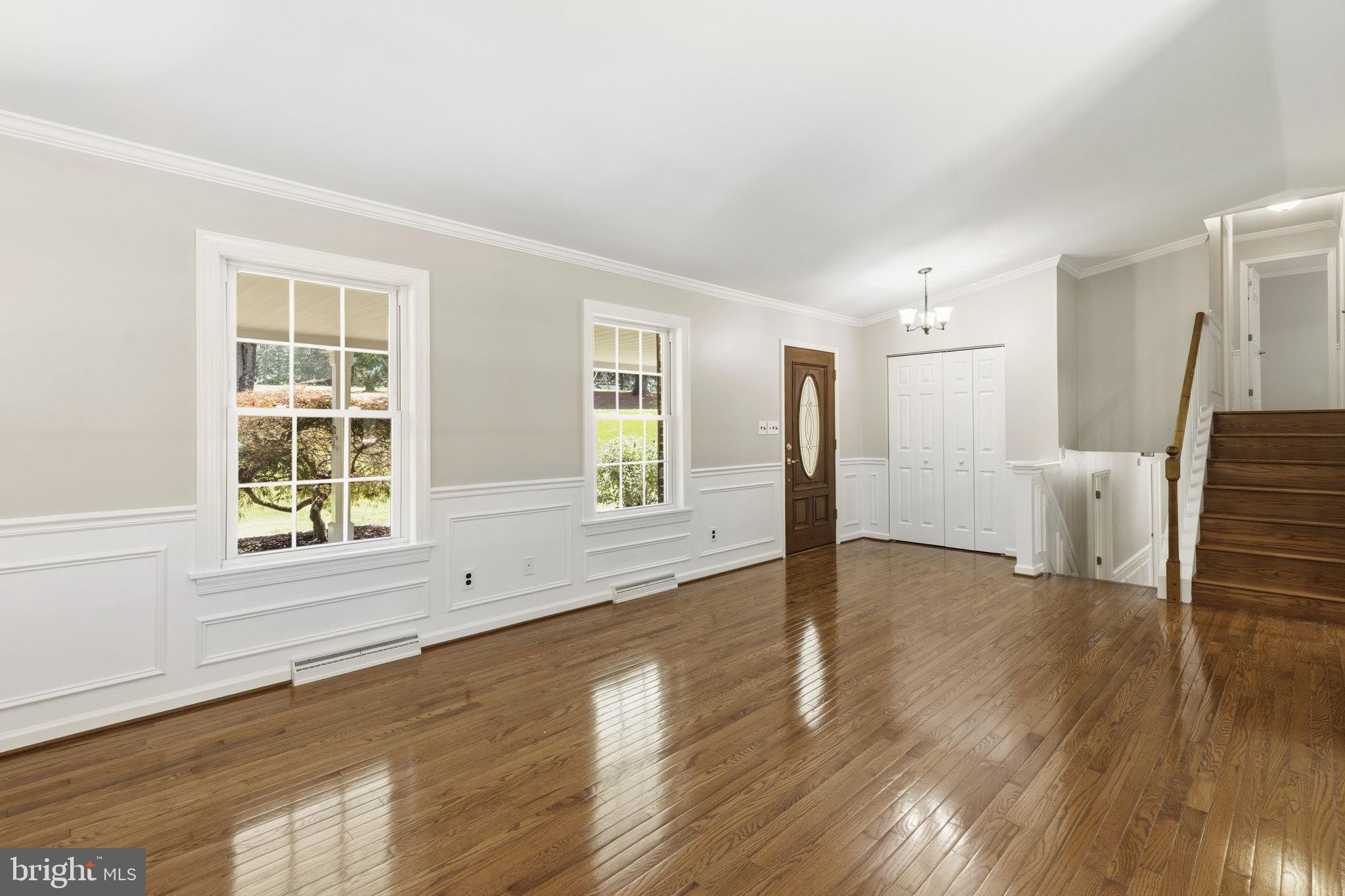 1602 E BRANCH COURT