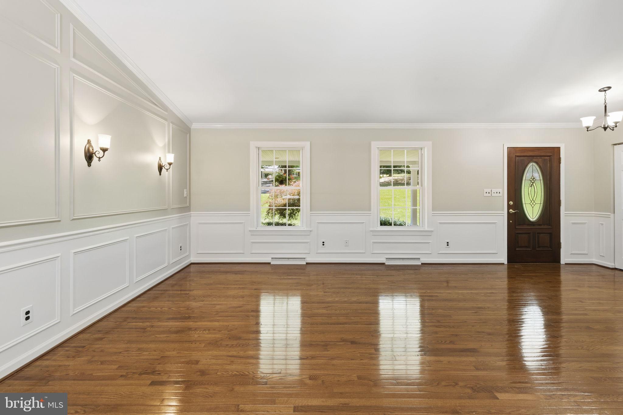 1602 E BRANCH COURT