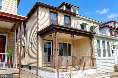 Townhouse For Rent - 117 Mary Street<br/> TRENTON, NJ 08610