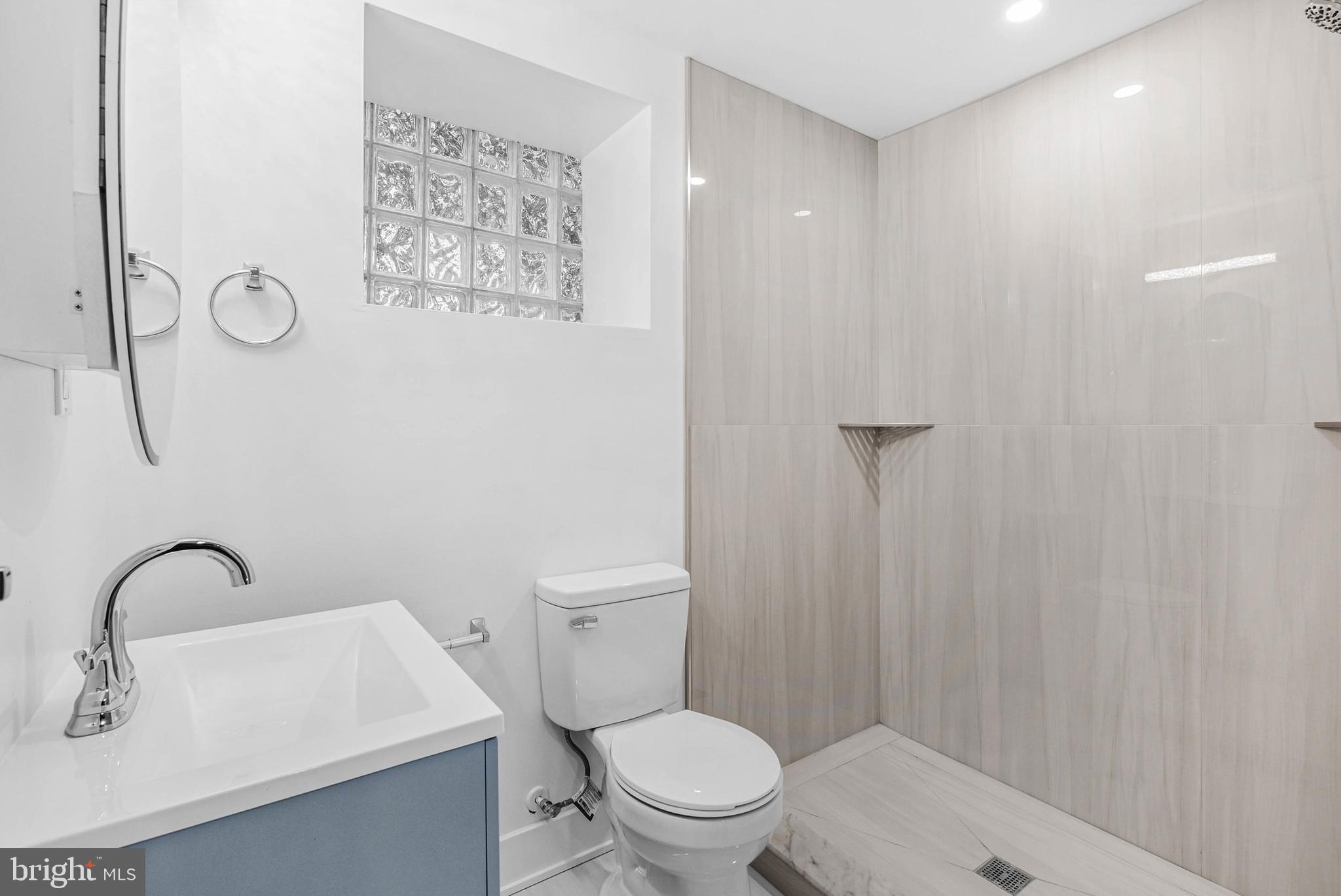 GERMANTOWN - Residential