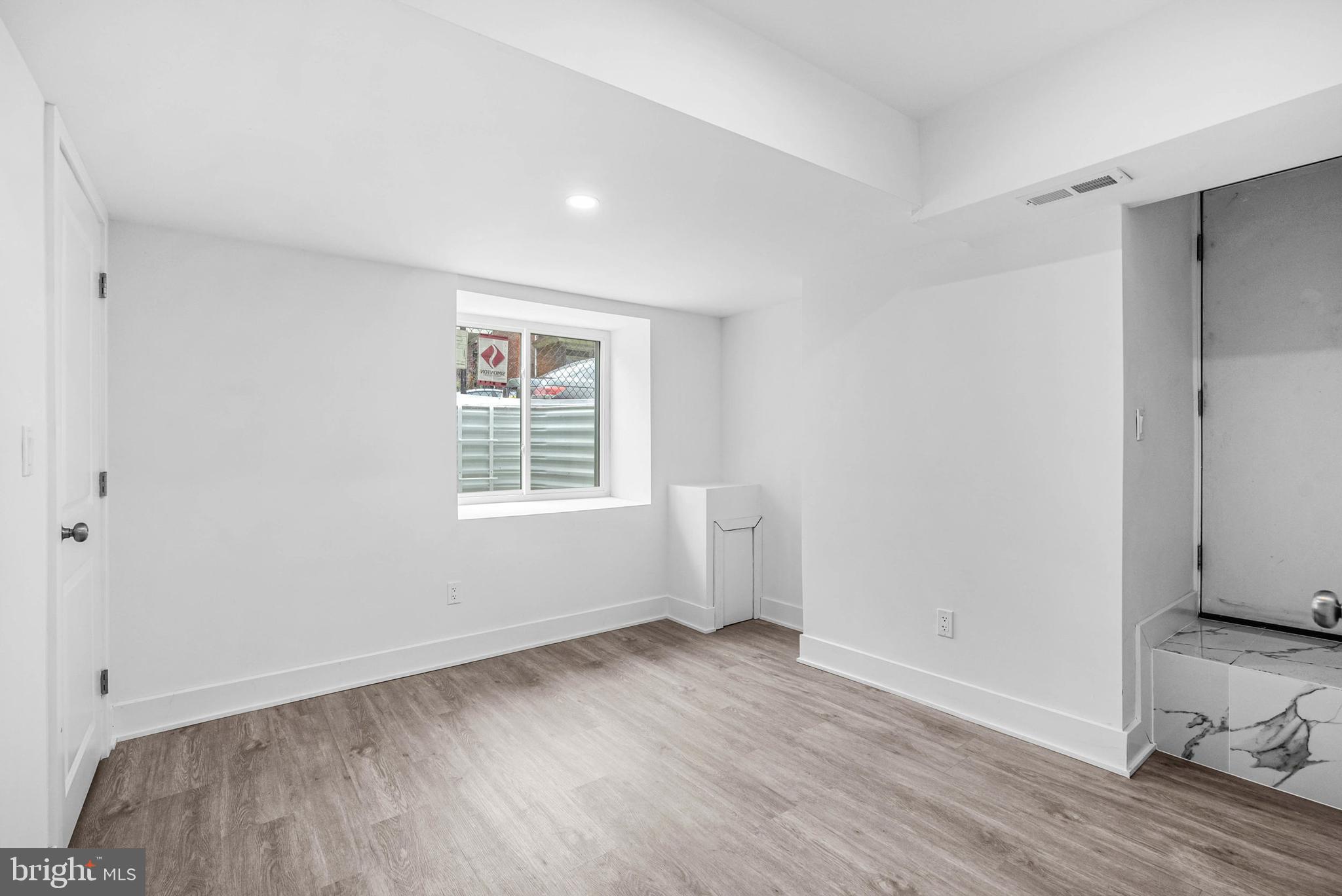 GERMANTOWN - Residential