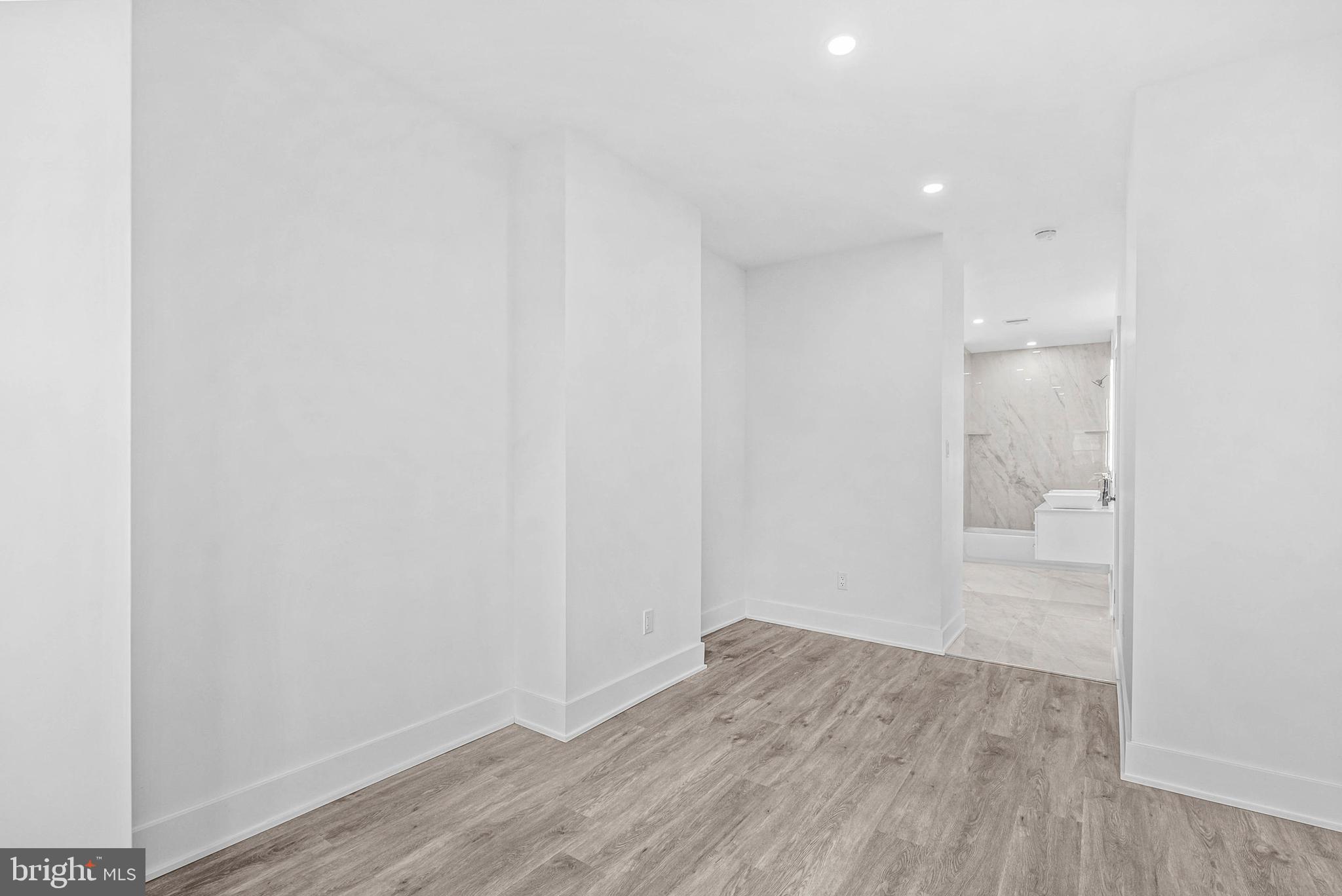 GERMANTOWN - Residential